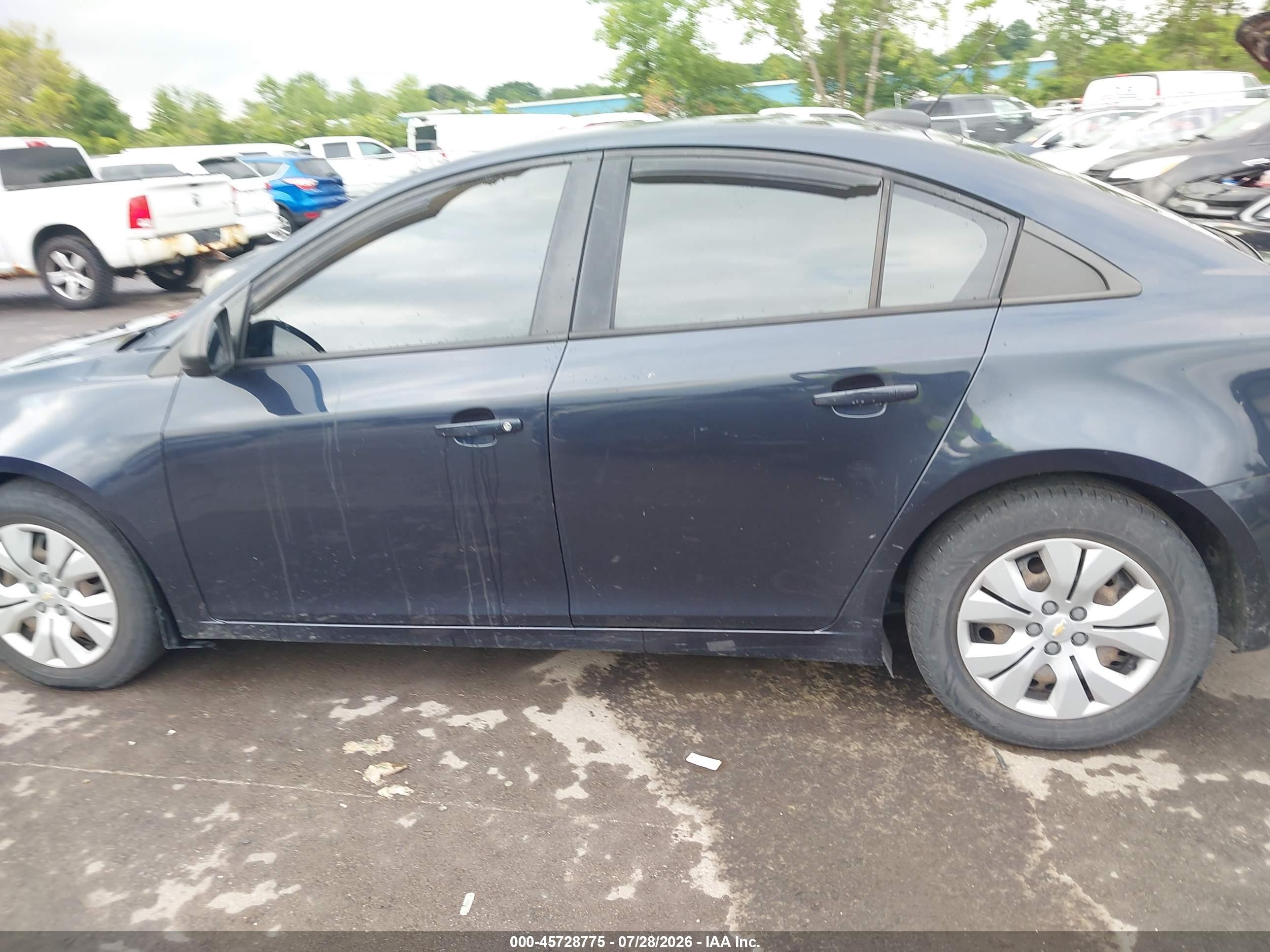 2015 Chevrolet Cruze Ls Auto Blue vin: 1G1PA5SH2F7294344