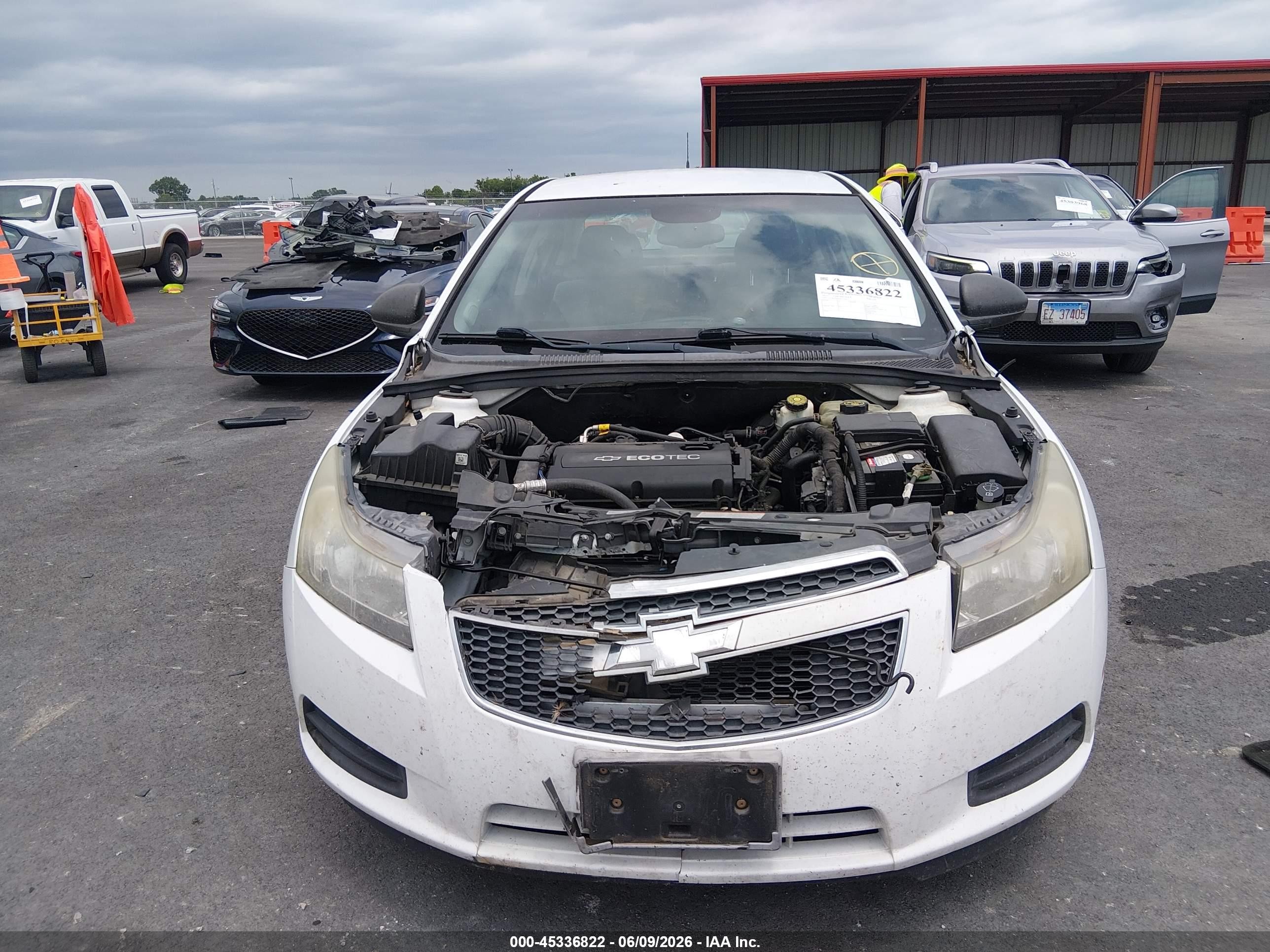 2013 Chevrolet Cruze Ls Auto White vin: 1G1PA5SH3D7124412