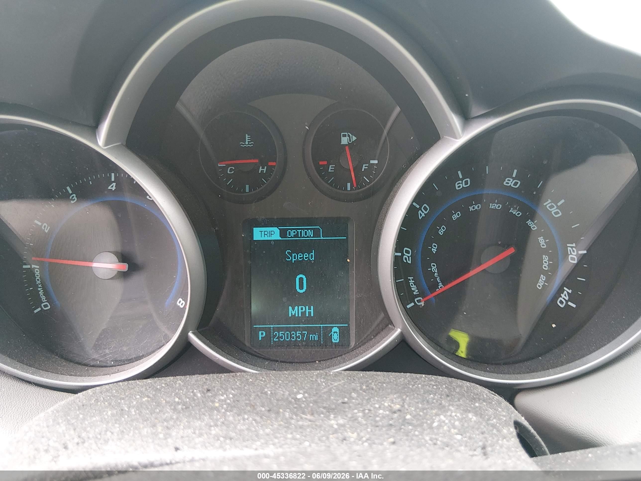 2013 Chevrolet Cruze Ls Auto White vin: 1G1PA5SH3D7124412