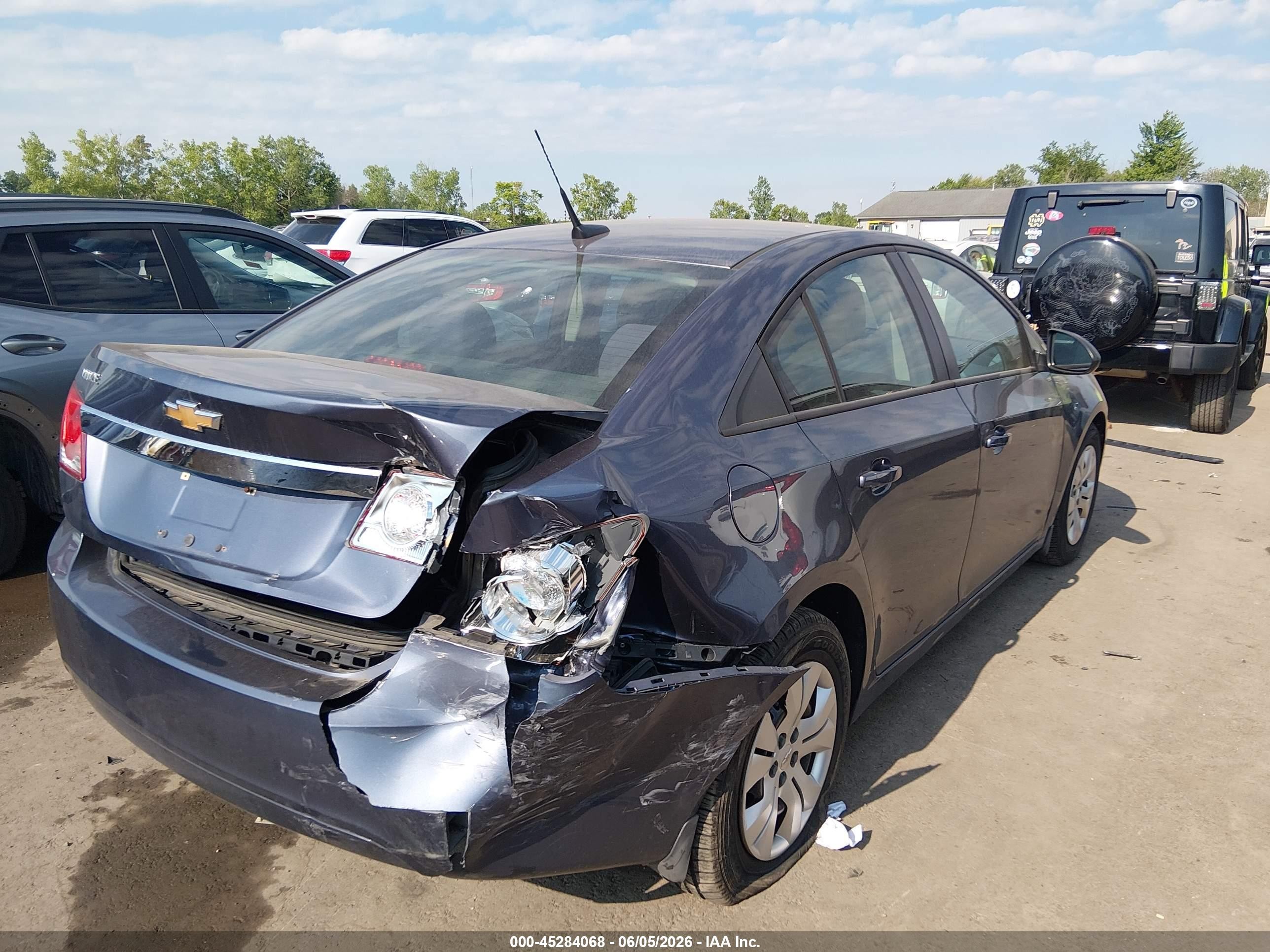 2013 Chevrolet Cruze Ls Auto Синий vin: 1G1PA5SH3D7257087