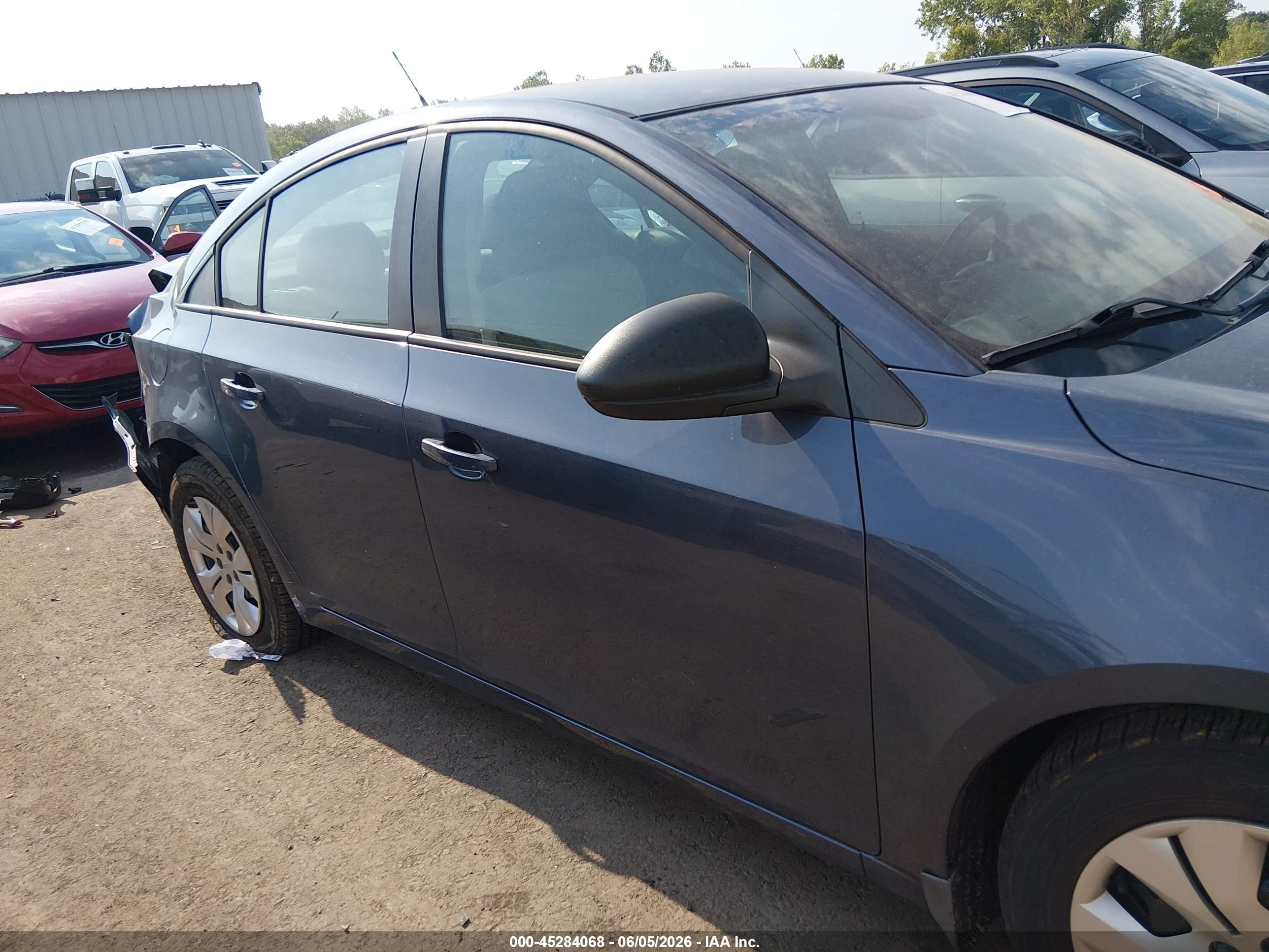 2013 Chevrolet Cruze Ls Auto Синий vin: 1G1PA5SH3D7257087