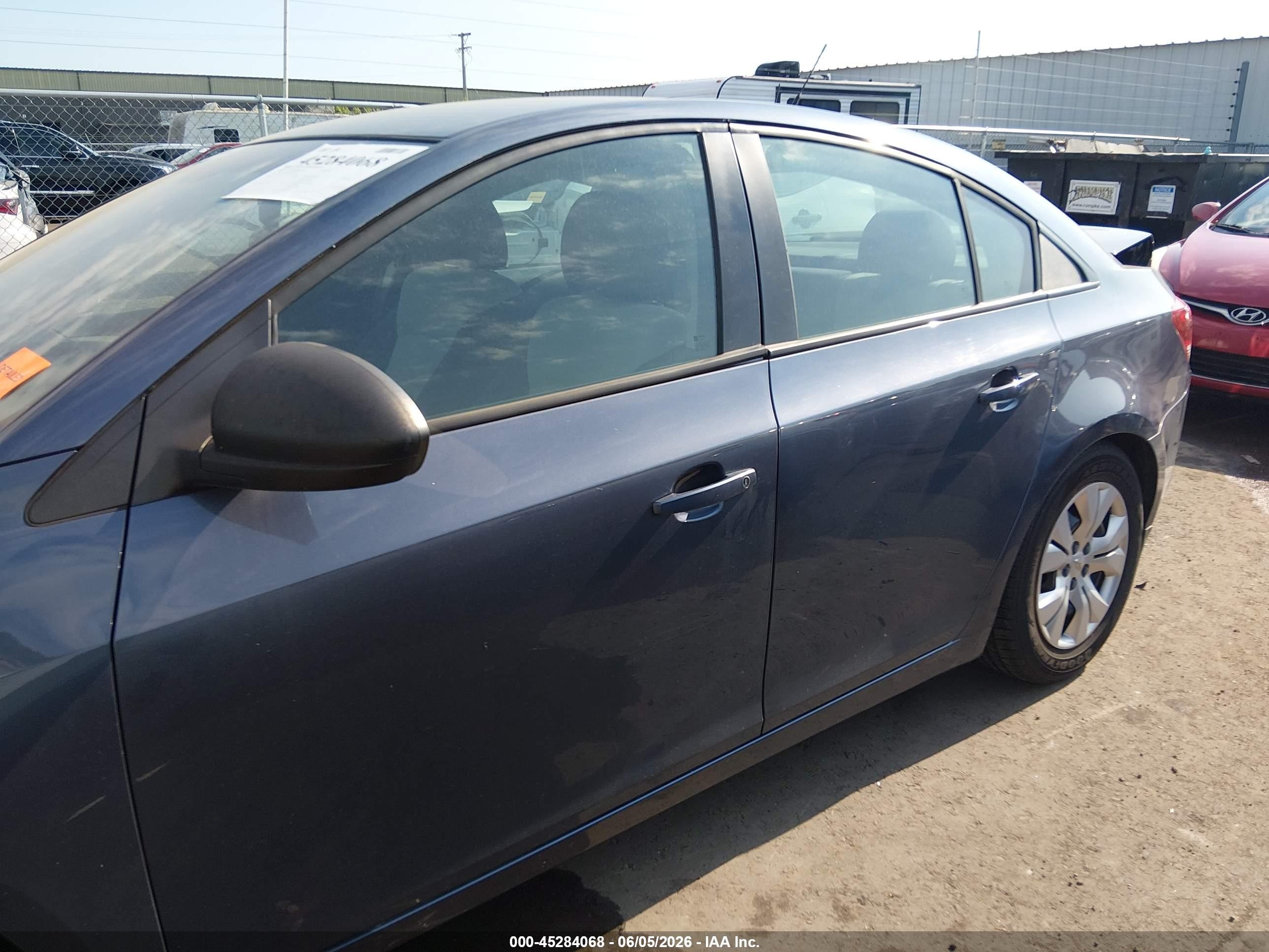 2013 Chevrolet Cruze Ls Auto Синий vin: 1G1PA5SH3D7257087