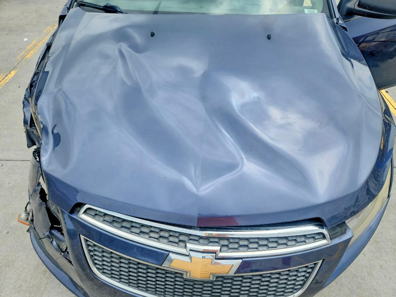 2013 Chevrolet Cruze Ls Blue vin: 1G1PA5SH3D7292955