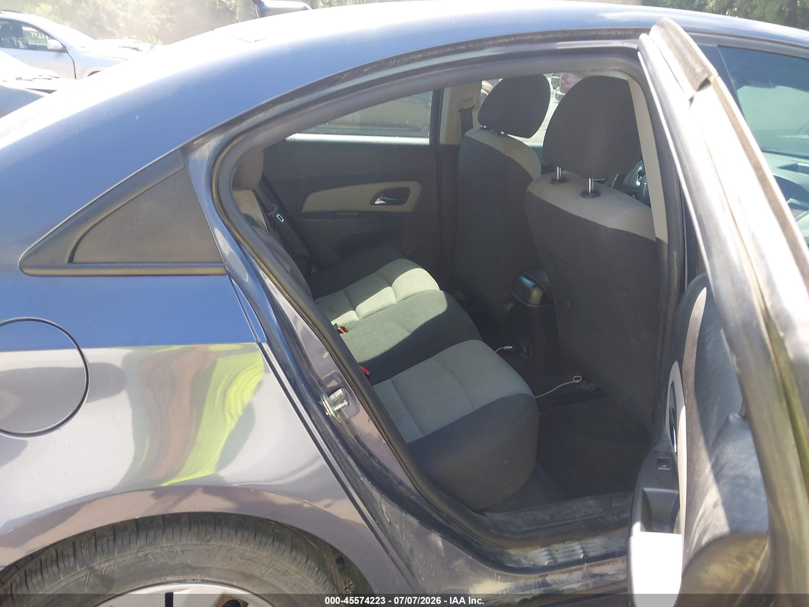 2014 Chevrolet Cruze Ls Auto Gray vin: 1G1PA5SH3E7110639