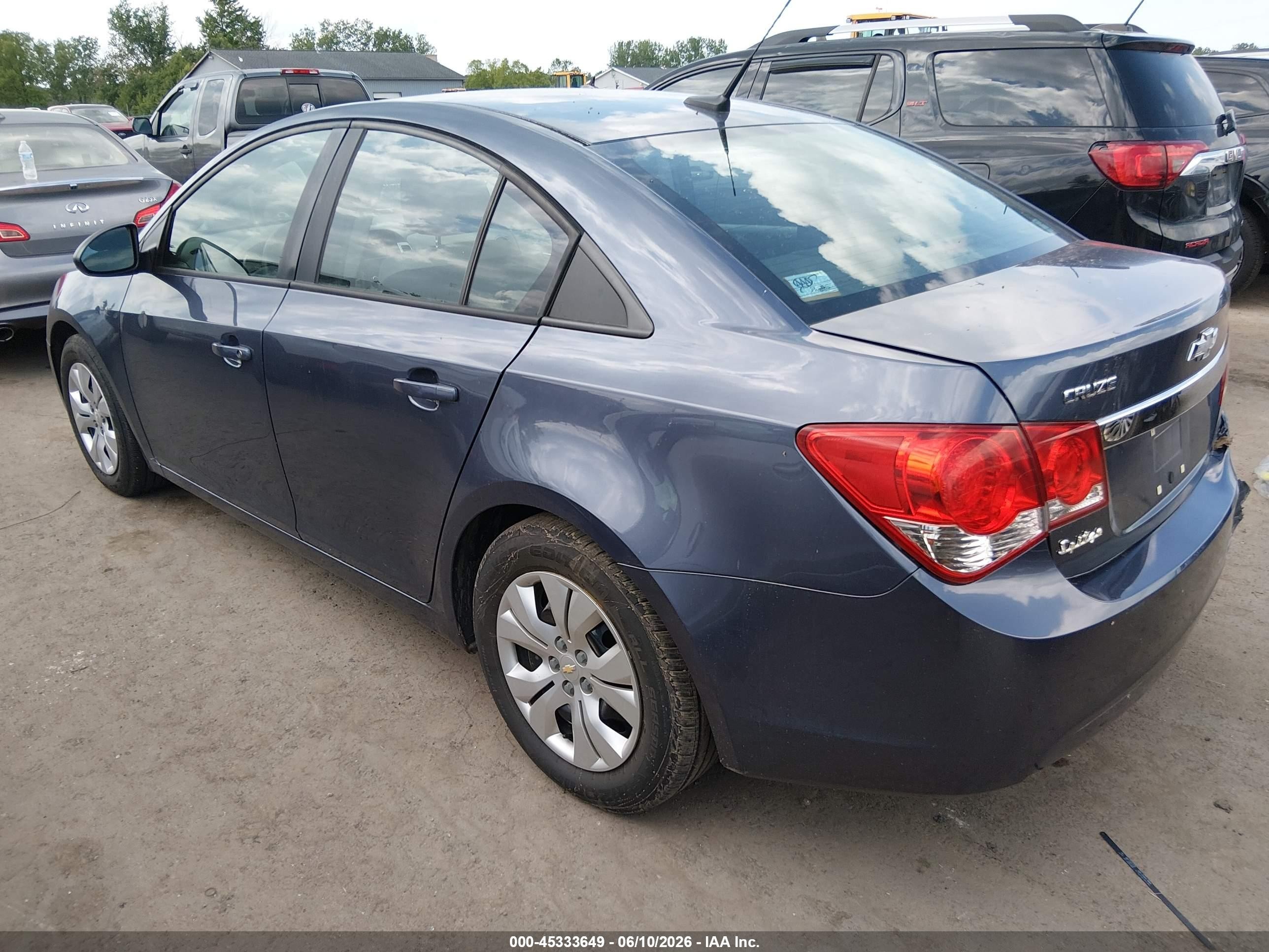 2014 Chevrolet Cruze Ls Auto Синий vin: 1G1PA5SH3E7218520