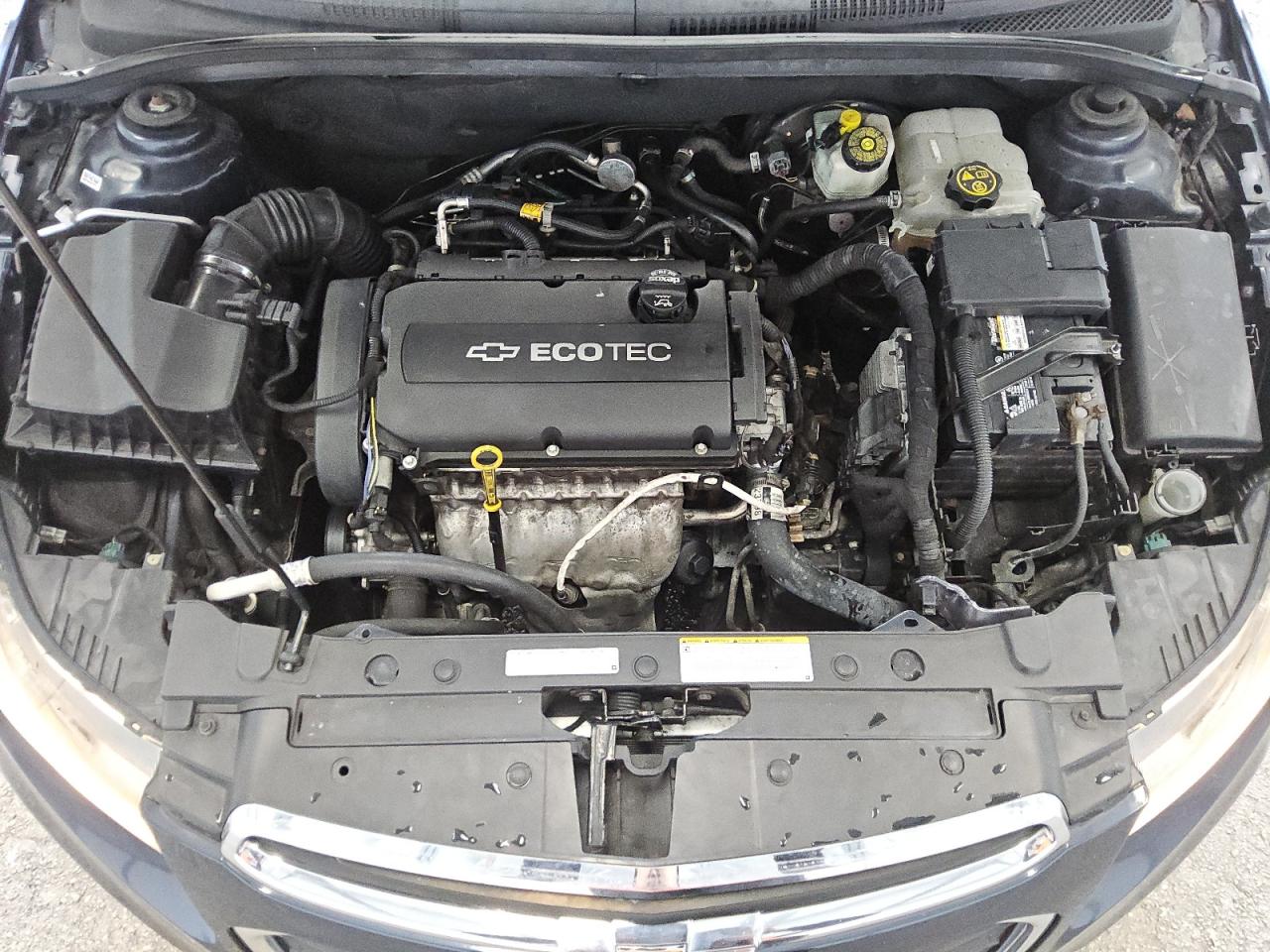 2015 Chevrolet Cruze Ls Blue vin: 1G1PA5SH3F7213934 Damage: Engine, Leak, Repair Required