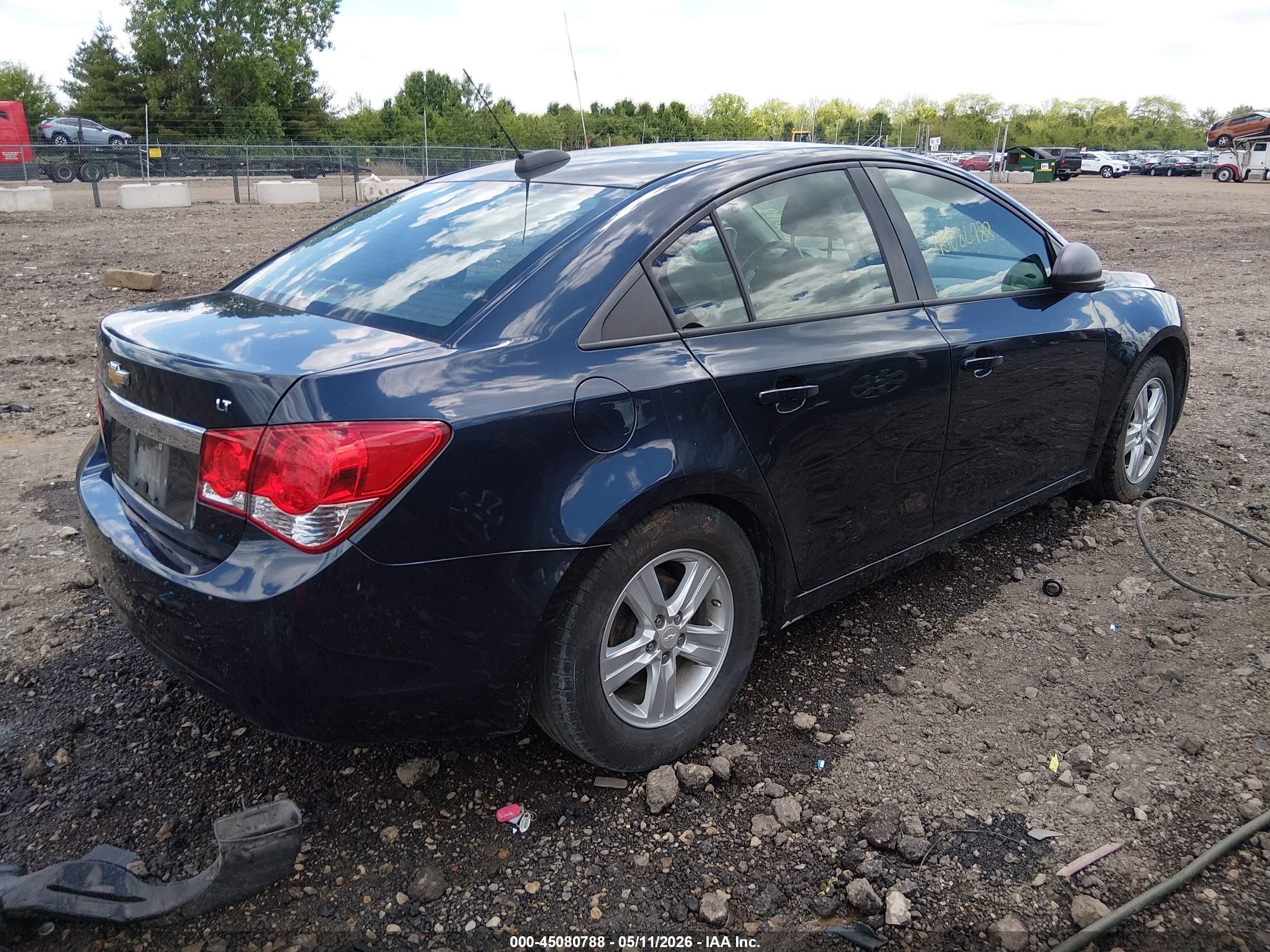2015 Chevrolet Cruze Ls Auto Blue vin: 1G1PA5SH3F7285569