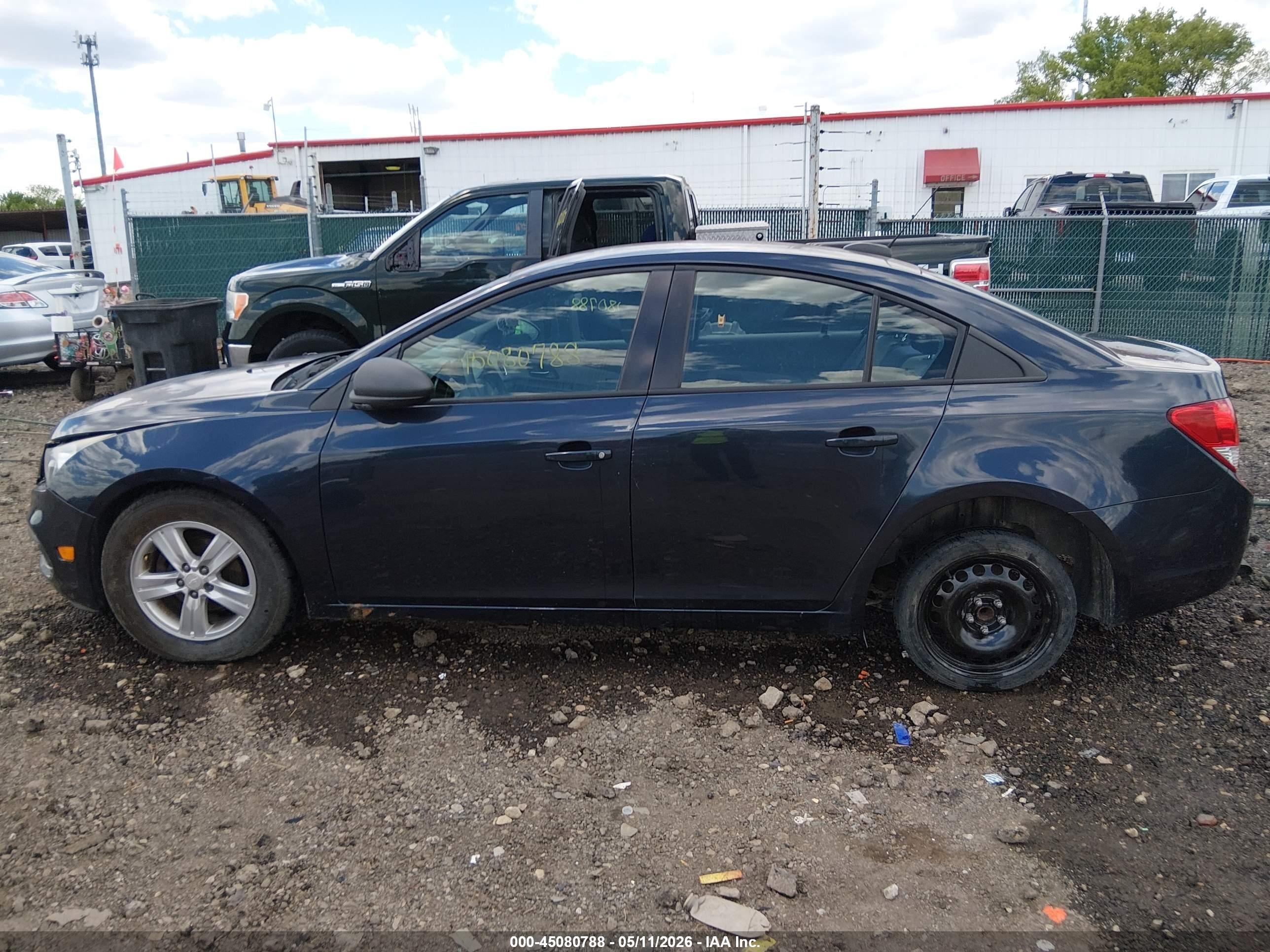 2015 Chevrolet Cruze Ls Auto Blue vin: 1G1PA5SH3F7285569