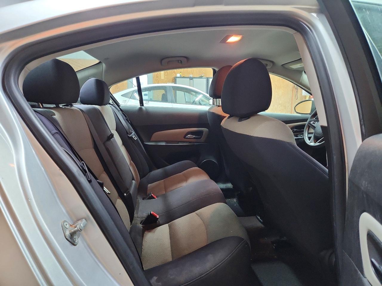 2013 Chevrolet Cruze Ls Silver vin: 1G1PA5SH4D7109238
