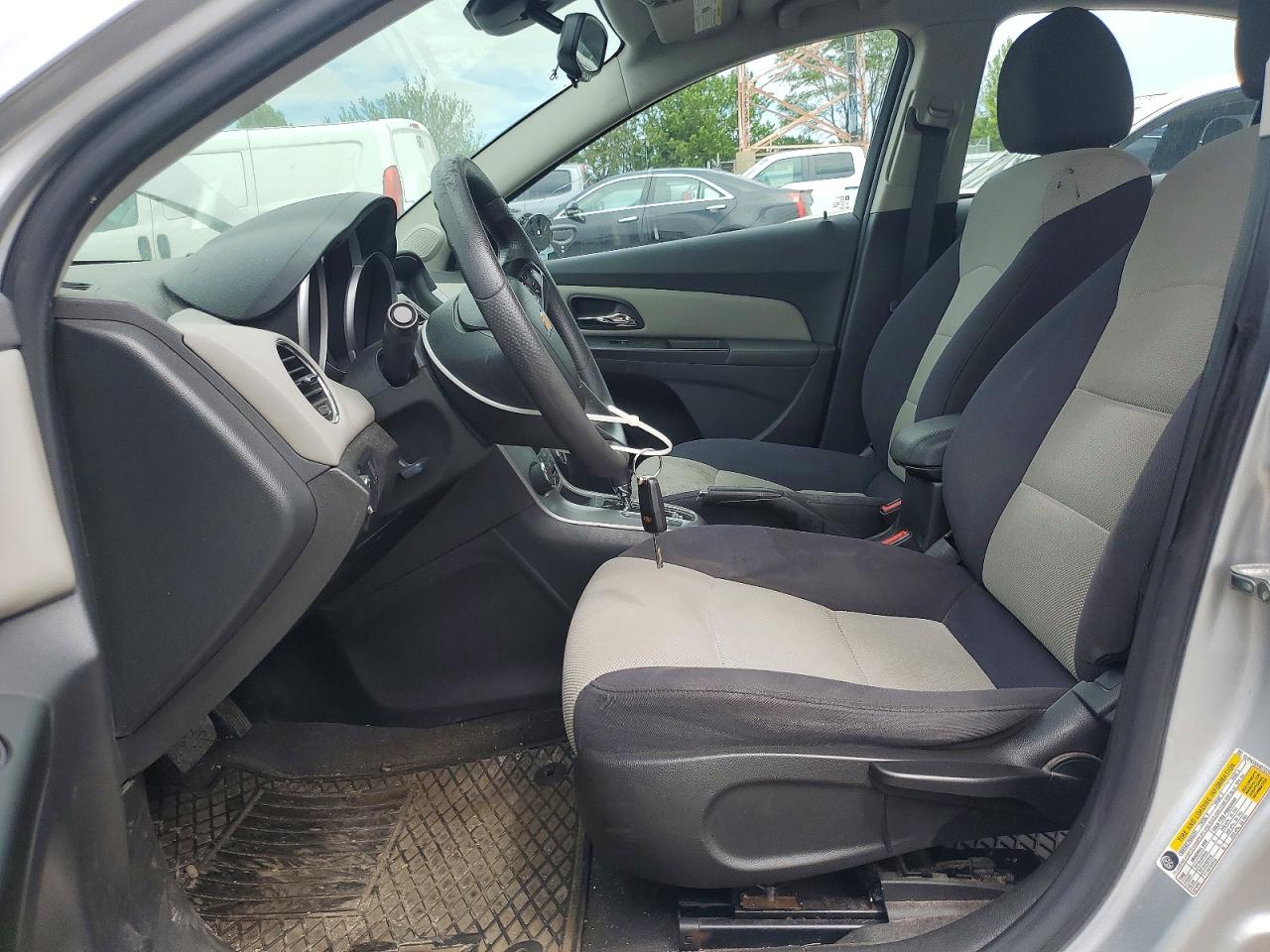 2013 Chevrolet Cruze Ls Silver vin: 1G1PA5SH4D7229458