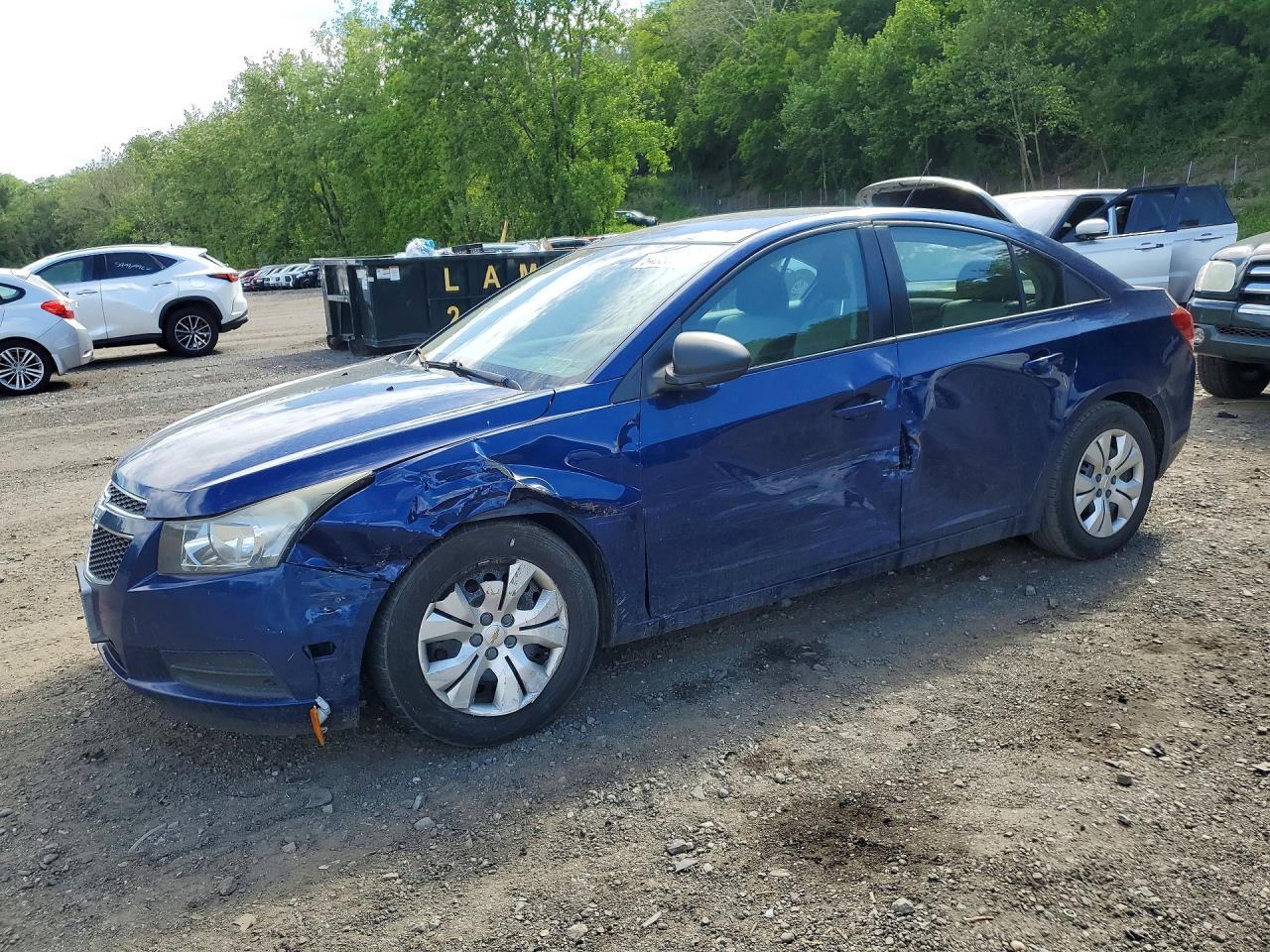 2013 Chevrolet Cruze Ls Blue vin: 1G1PA5SH4D7239181