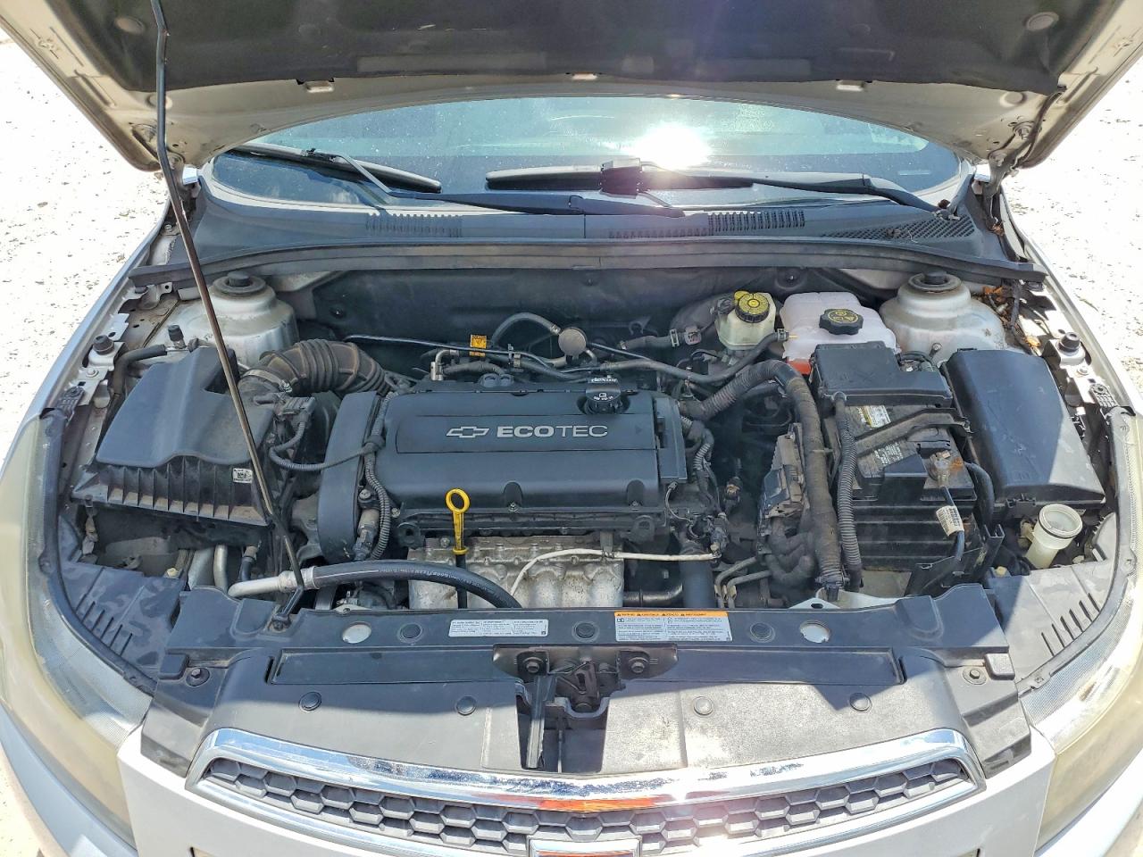 2014 Chevrolet Cruze Ls Silver vin: 1G1PA5SH4E7158358