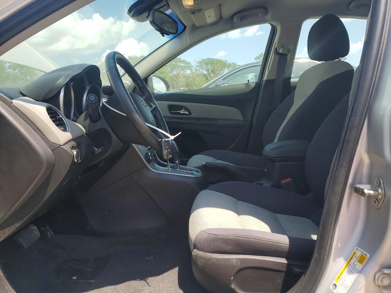 2014 Chevrolet Cruze Ls Silver vin: 1G1PA5SH4E7328055