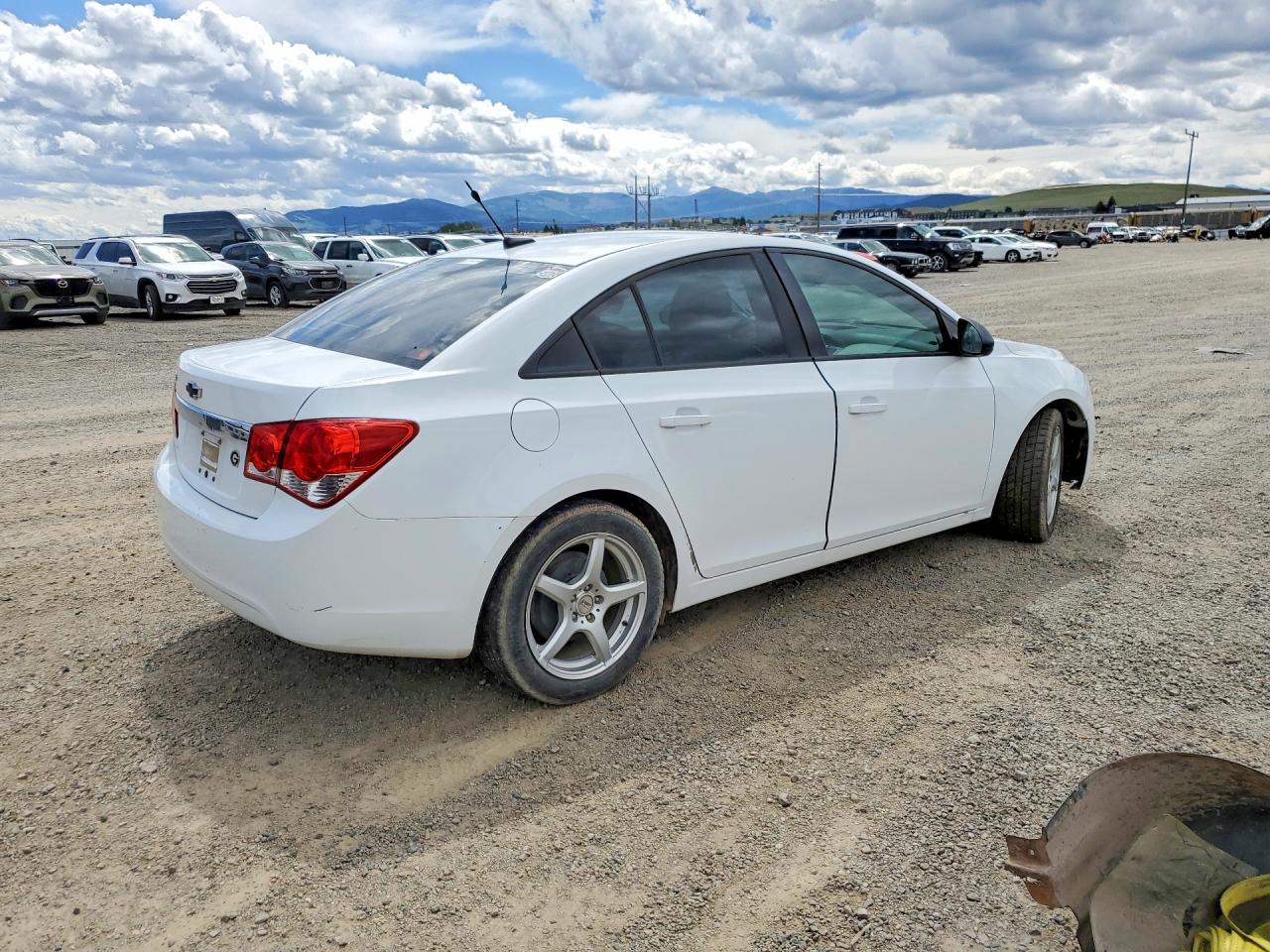 2014 Chevrolet Cruze Ls White vin: 1G1PA5SH4E7383430