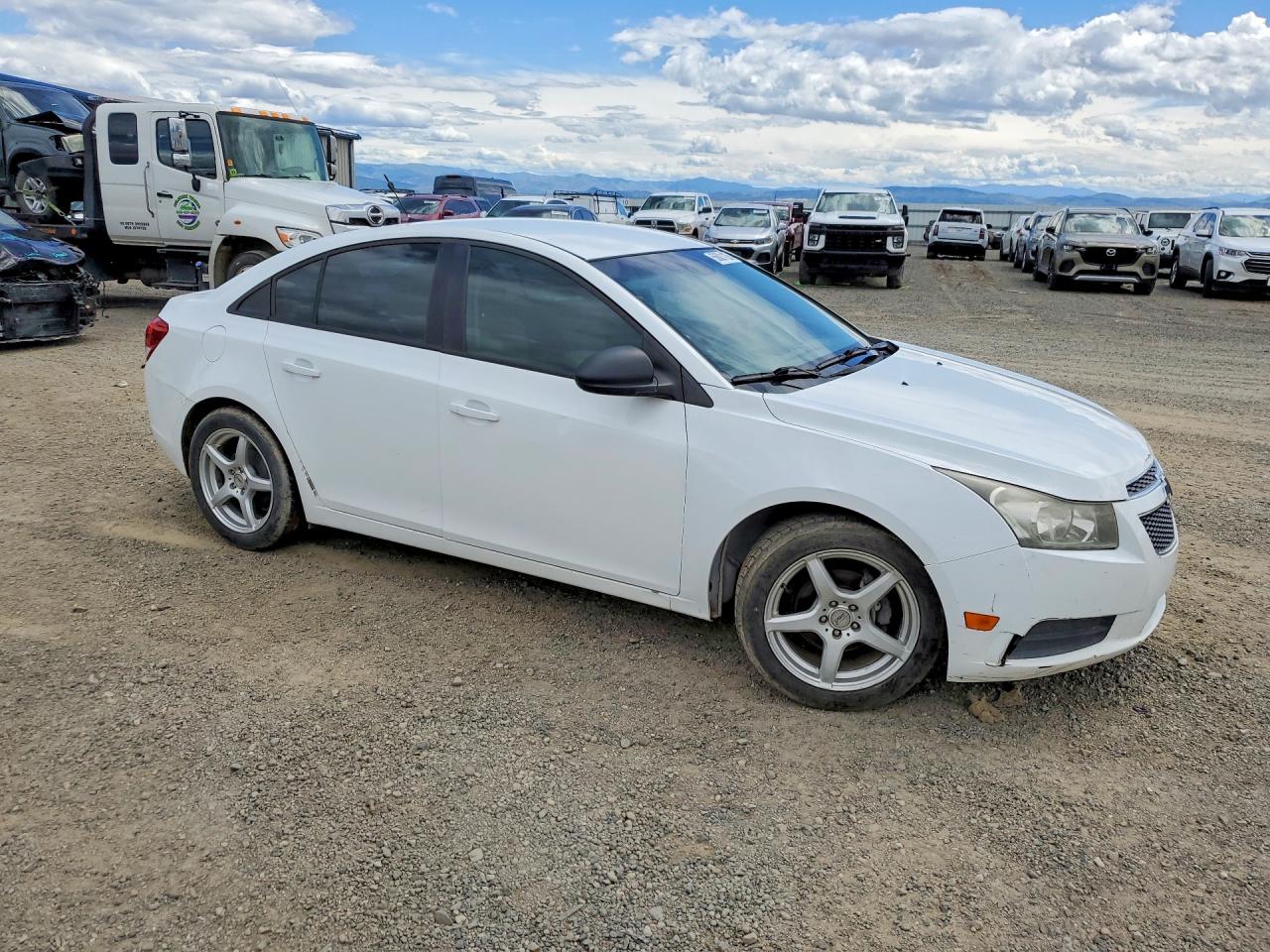 2014 Chevrolet Cruze Ls White vin: 1G1PA5SH4E7383430
