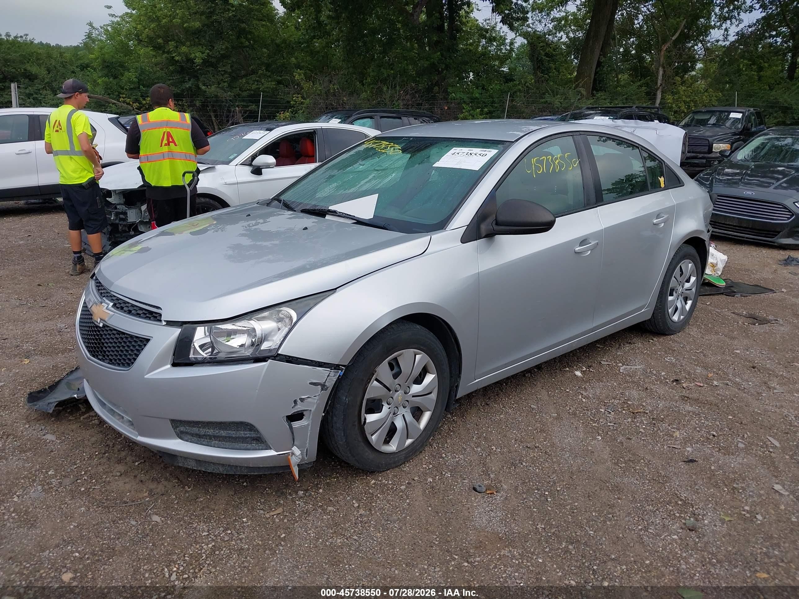 2014 Chevrolet Cruze Ls Auto Серебряный vin: 1G1PA5SH4E7483902