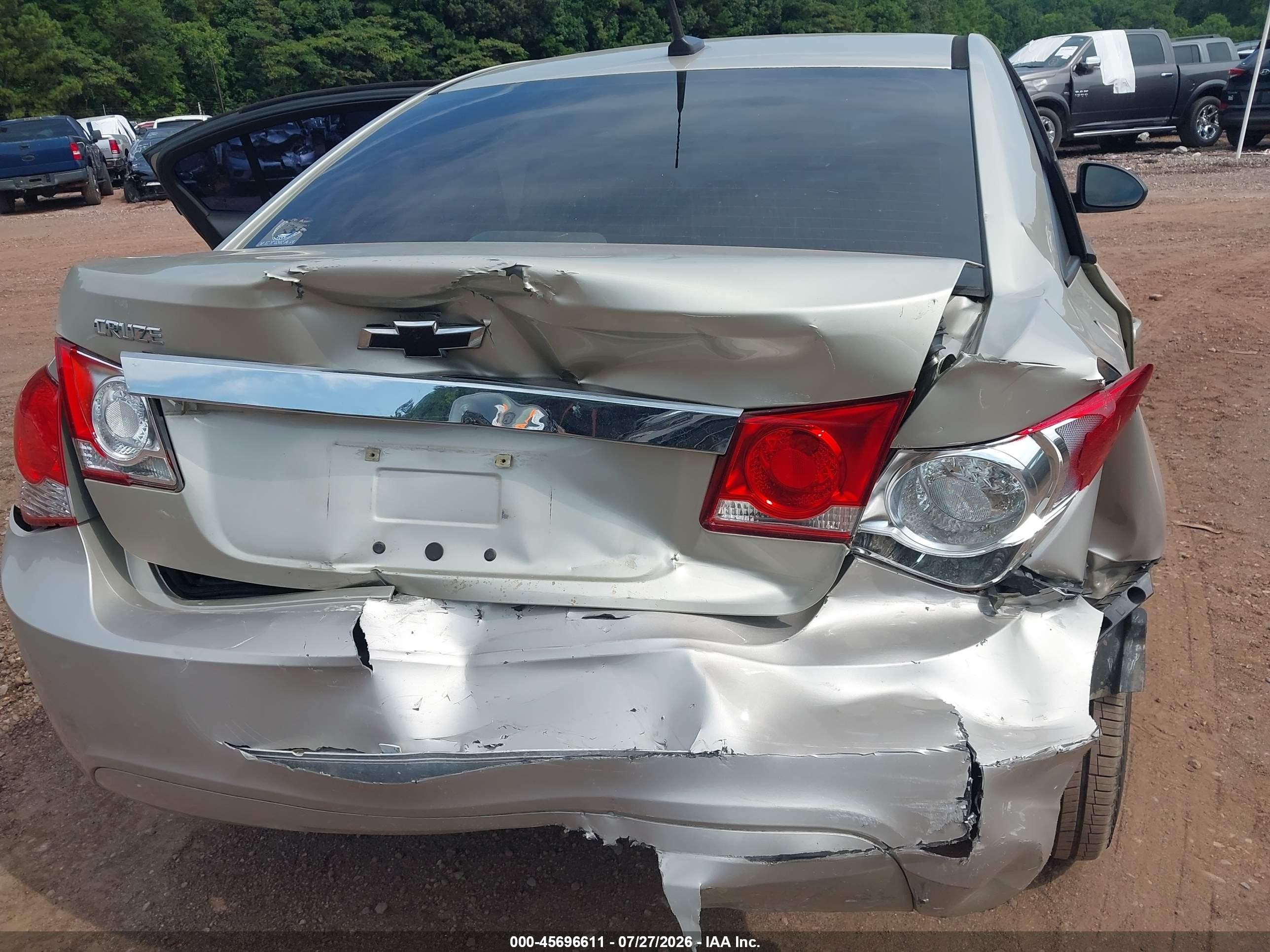 2014 Chevrolet Cruze Ls Auto Silver vin: 1G1PA5SH4E7486802