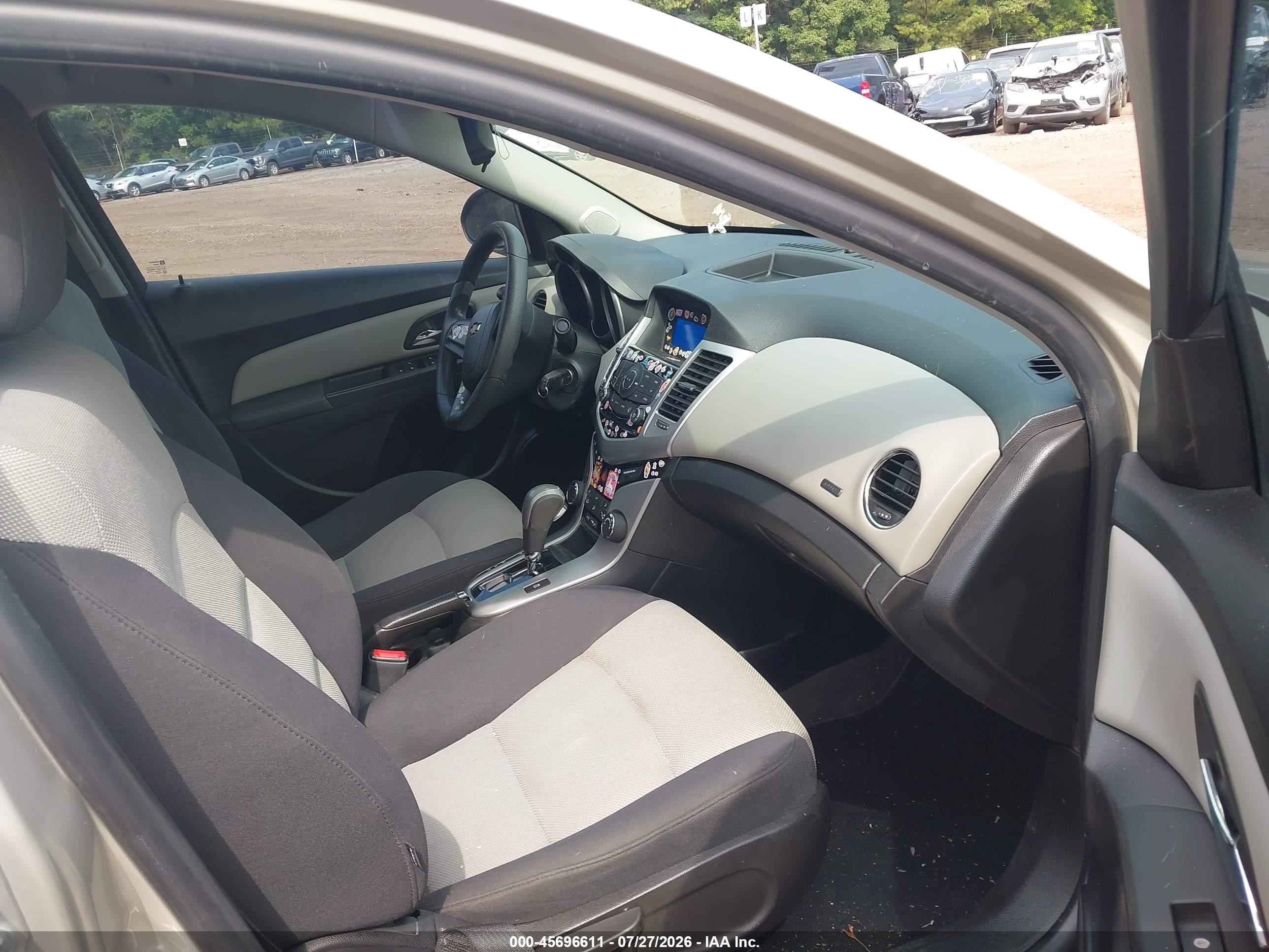 2014 Chevrolet Cruze Ls Auto Silver vin: 1G1PA5SH4E7486802