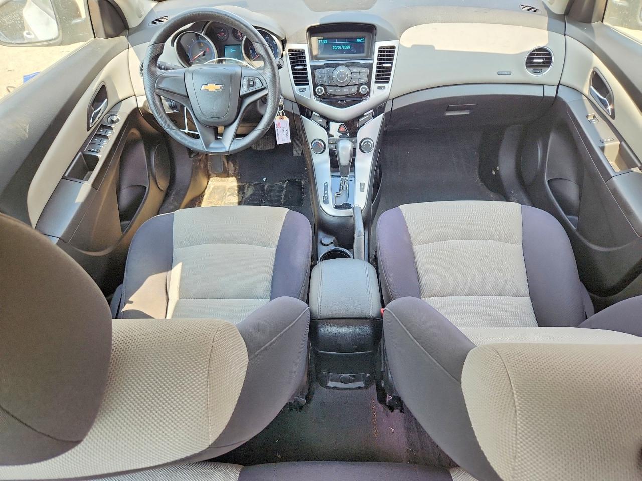 2015 Chevrolet Cruze Ls Silver vin: 1G1PA5SH4F7134451