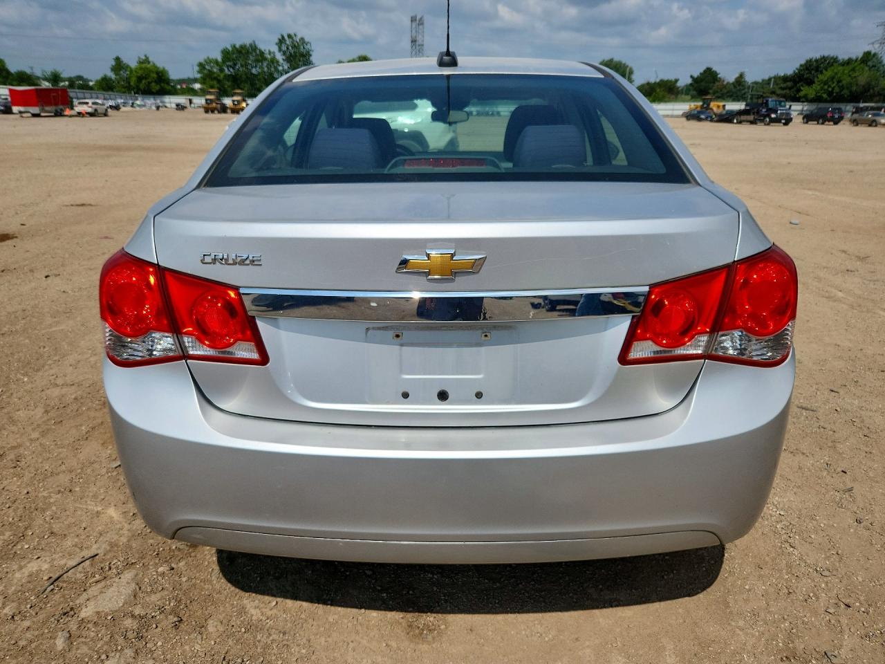 2015 Chevrolet Cruze Ls Silver vin: 1G1PA5SH4F7134451