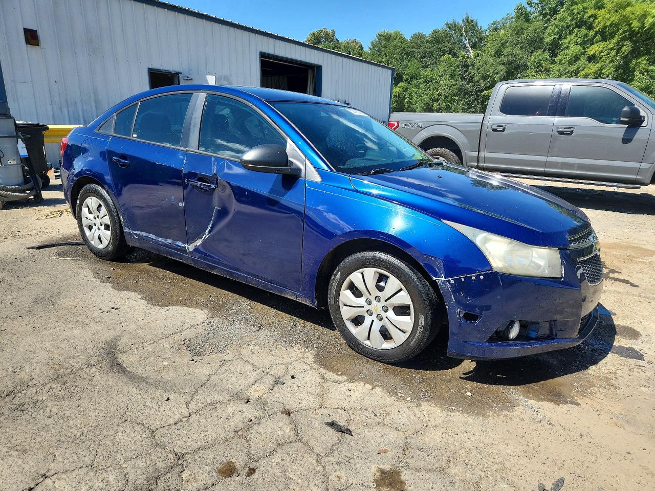 2013 Chevrolet Cruze Ls Blue vin: 1G1PA5SH5D7152244