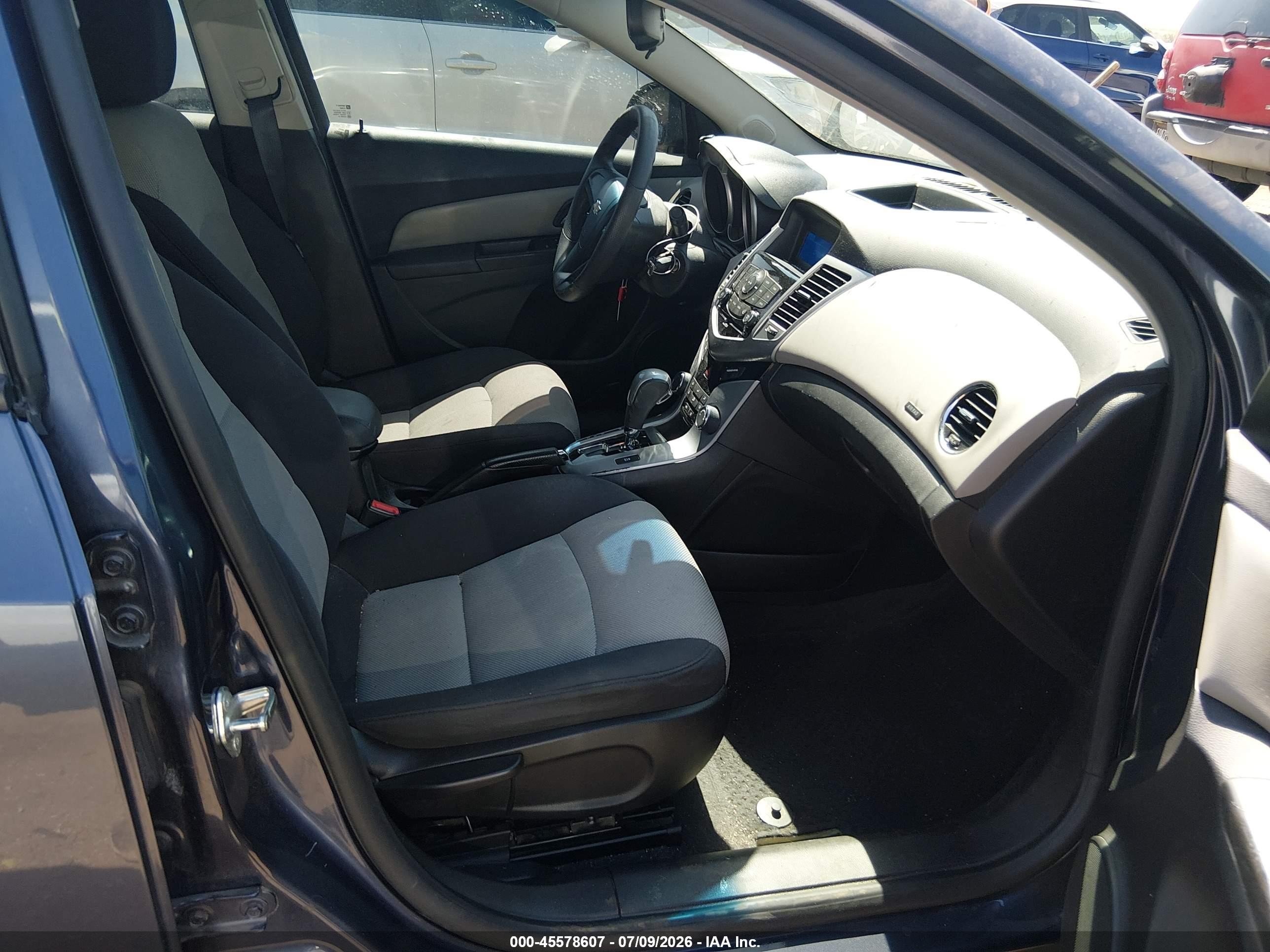 2013 Chevrolet Cruze Ls Auto Dark Blue vin: 1G1PA5SH5D7229095