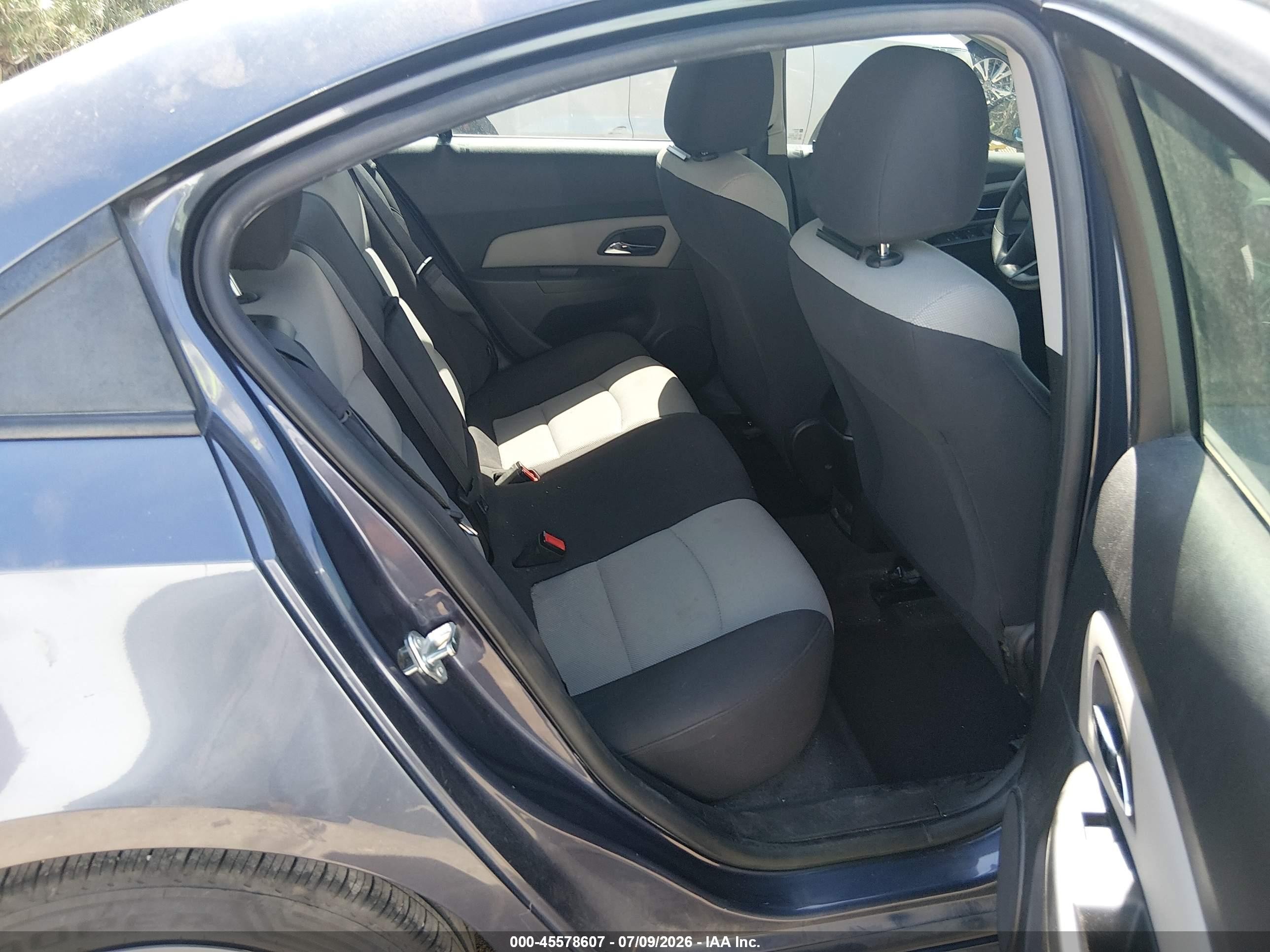 2013 Chevrolet Cruze Ls Auto Dark Blue vin: 1G1PA5SH5D7229095