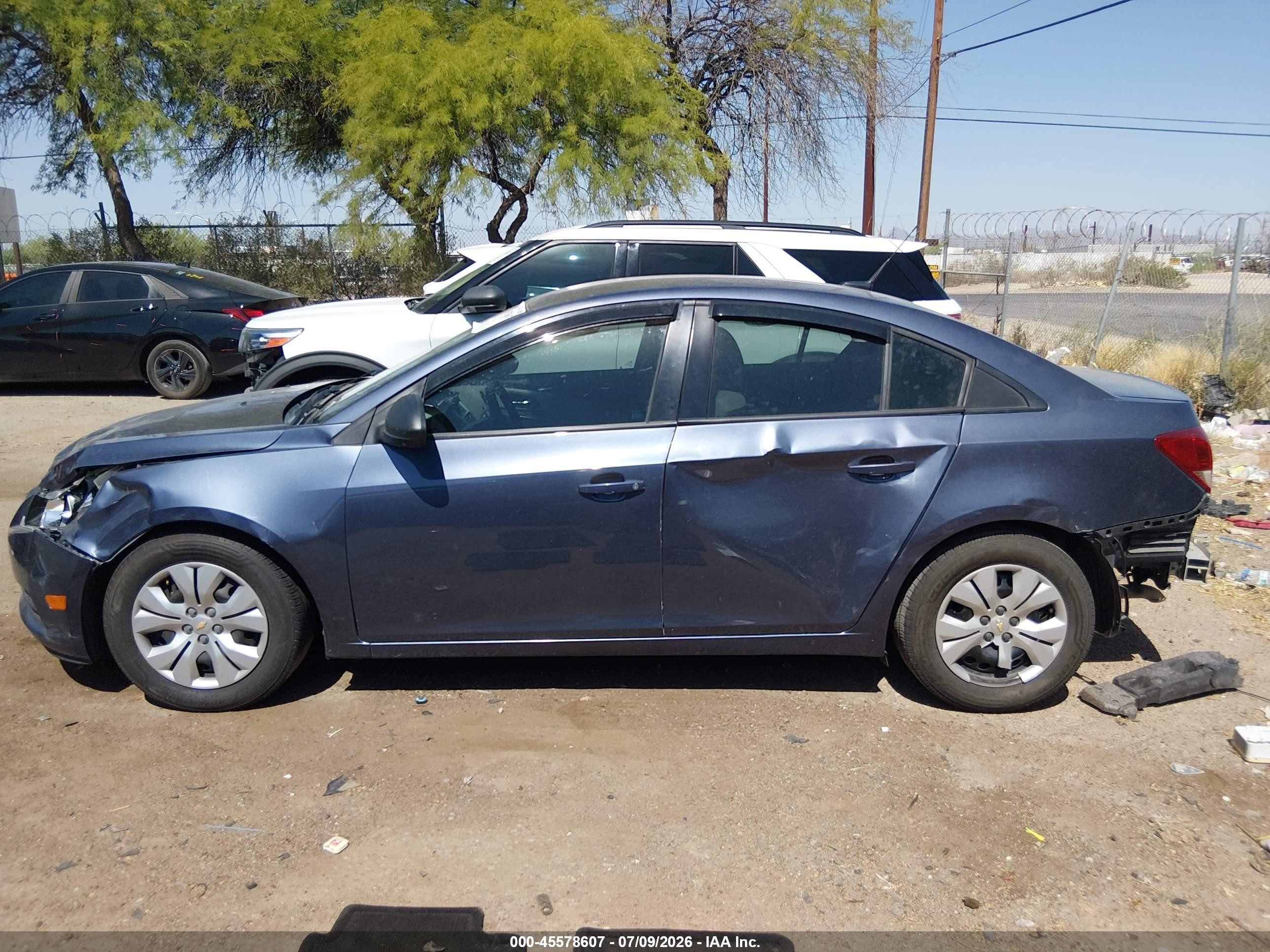 2013 Chevrolet Cruze Ls Auto Dark Blue vin: 1G1PA5SH5D7229095