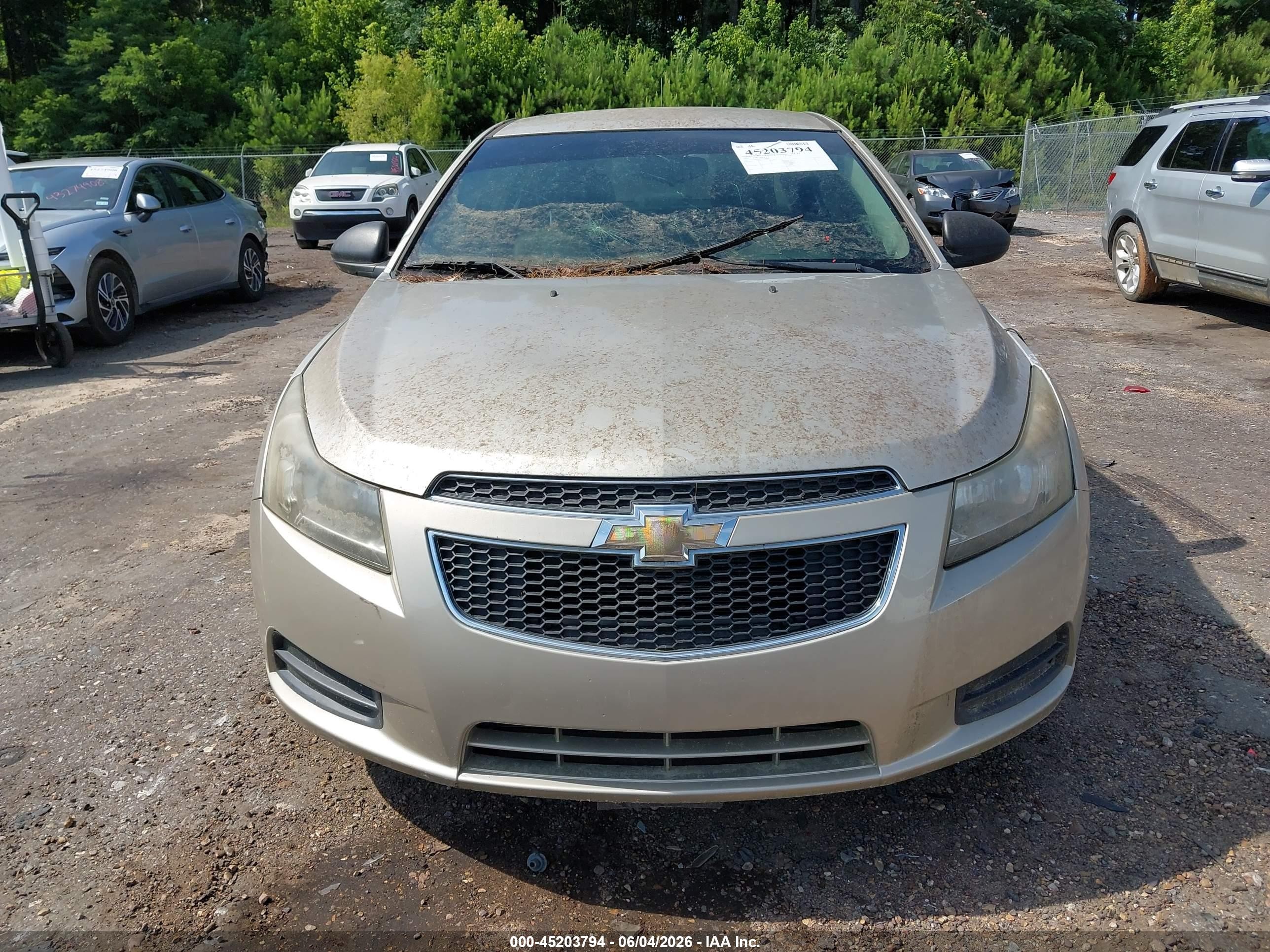 2013 Chevrolet Cruze Ls Auto Silver vin: 1G1PA5SH5D7243398