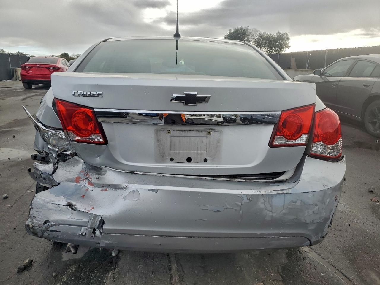 2013 Chevrolet Cruze Silver vin: 1G1PA5SH5D7245524