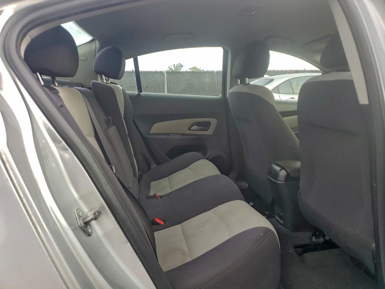 2013 Chevrolet Cruze Silver vin: 1G1PA5SH5D7245524