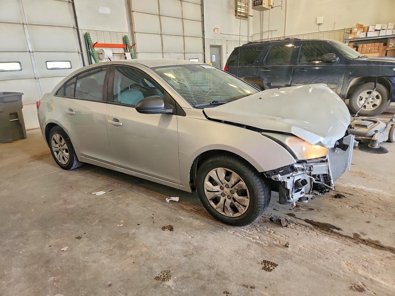 2013 Chevrolet Cruze Ls Silver vin: 1G1PA5SH5D7252019
