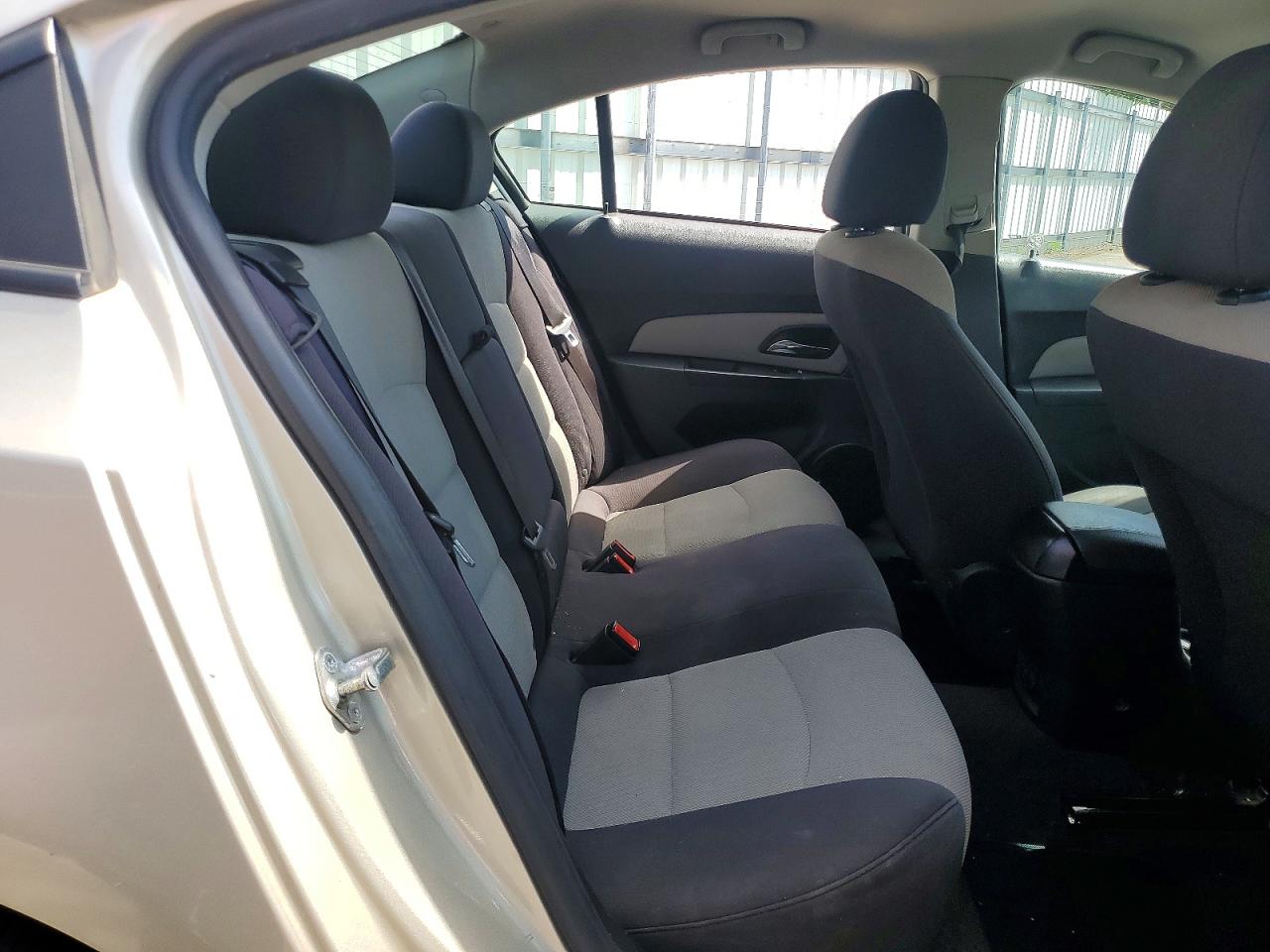 2013 Chevrolet Cruze Ls Tan vin: 1G1PA5SH5D7256832