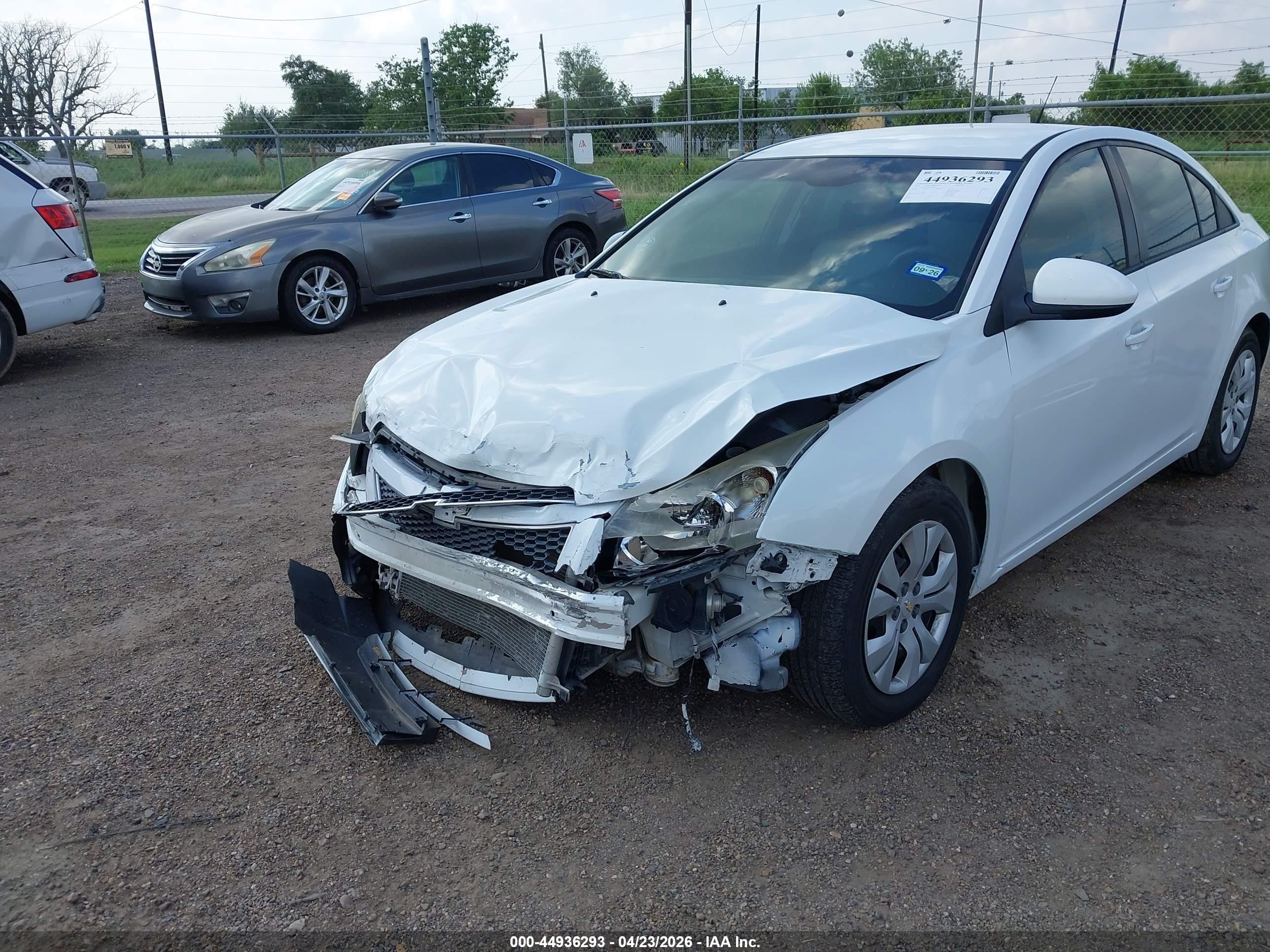 2014 Chevrolet Cruze Ls Auto White vin: 1G1PA5SH5E7169742