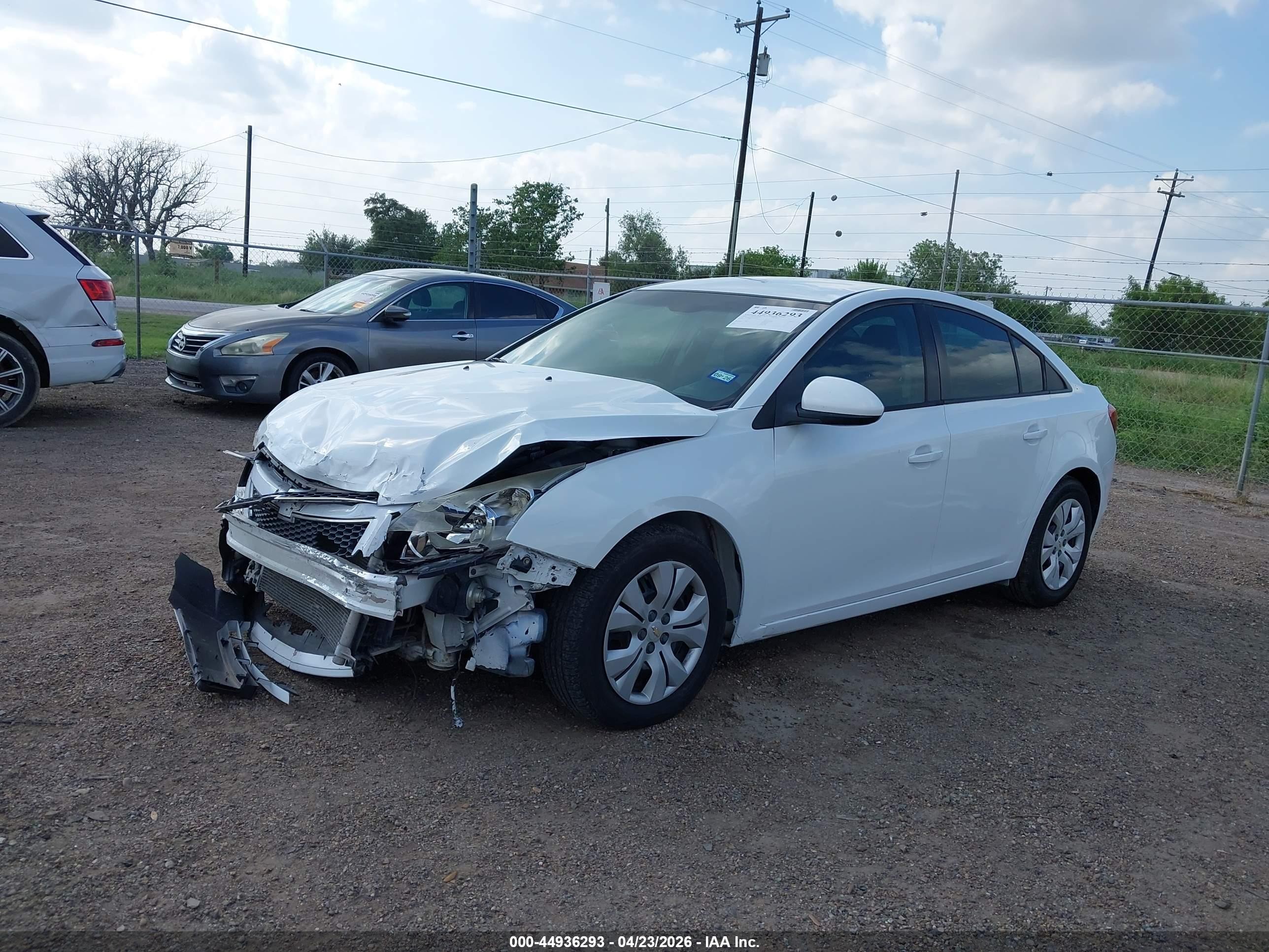 2014 Chevrolet Cruze Ls Auto White vin: 1G1PA5SH5E7169742