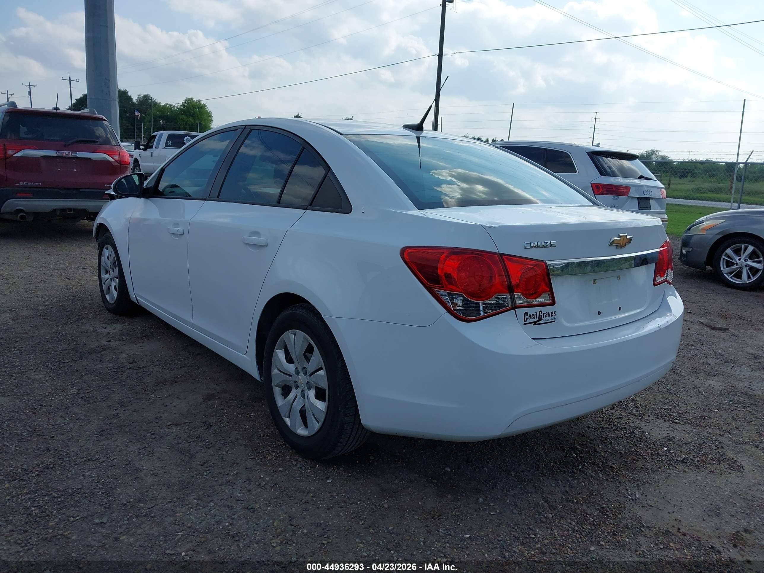 2014 Chevrolet Cruze Ls Auto White vin: 1G1PA5SH5E7169742