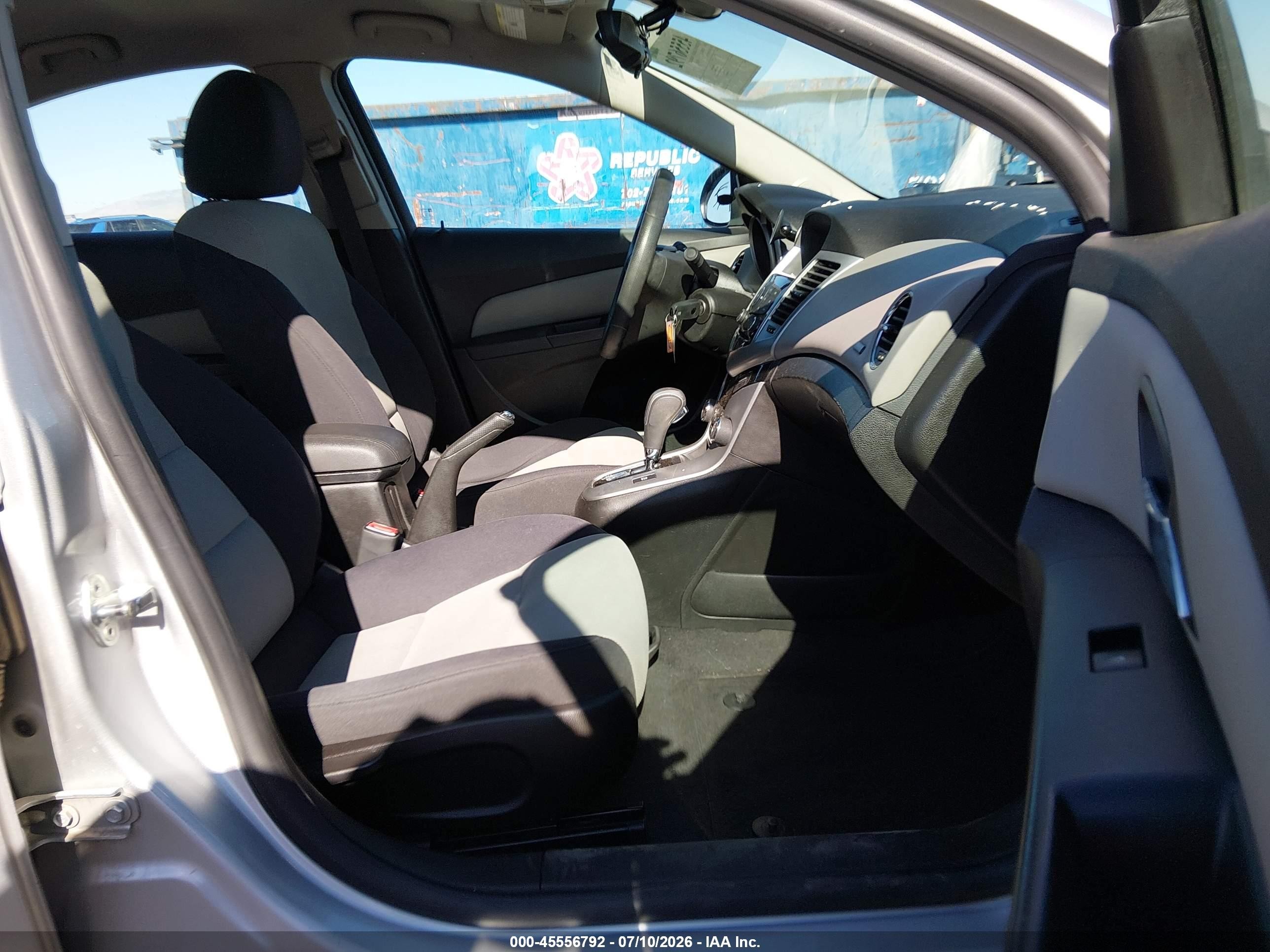 2014 Chevrolet Cruze Ls Auto Silver vin: 1G1PA5SH5E7197170