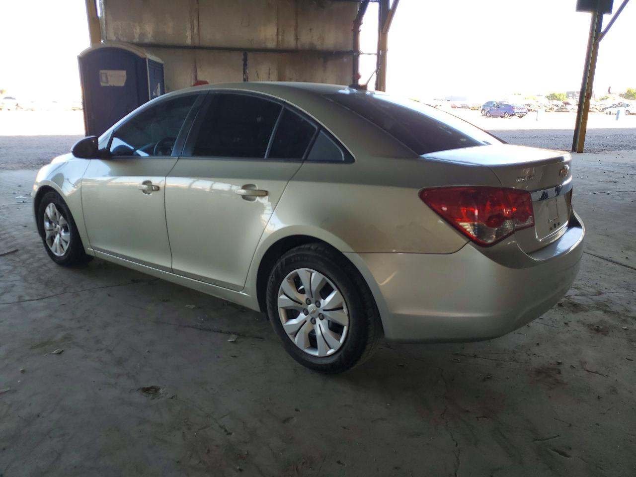 2014 Chevrolet Cruze Ls Beige vin: 1G1PA5SH5E7237022
