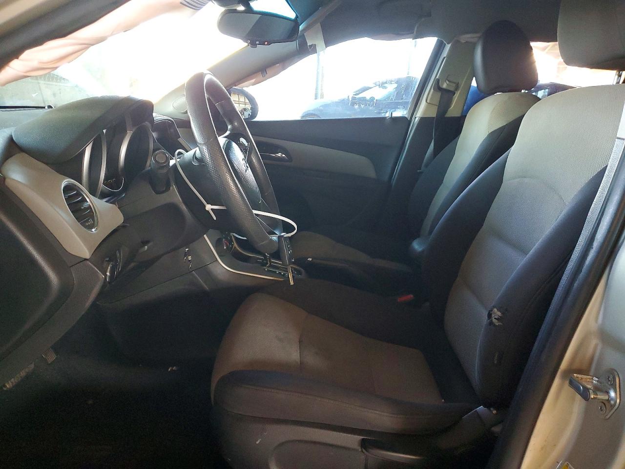 2014 Chevrolet Cruze Ls Beige vin: 1G1PA5SH5E7237022