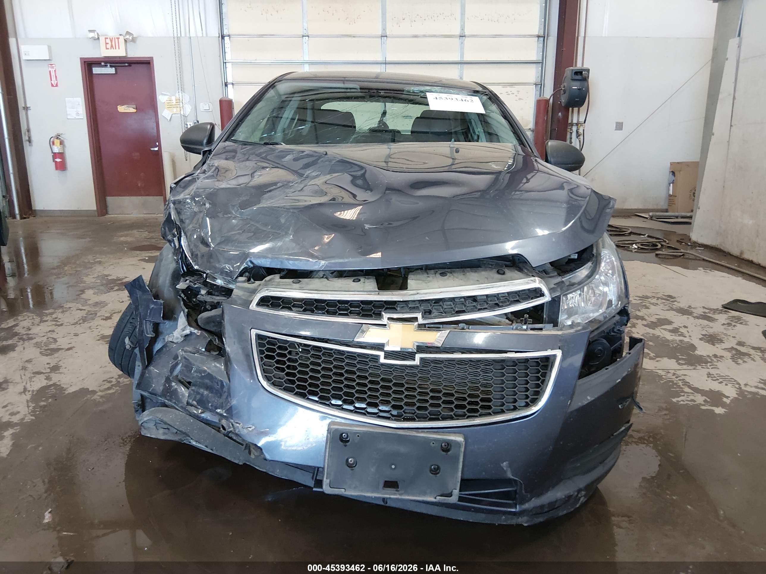 2014 Chevrolet Cruze Ls Auto Gray vin: 1G1PA5SH5E7248151