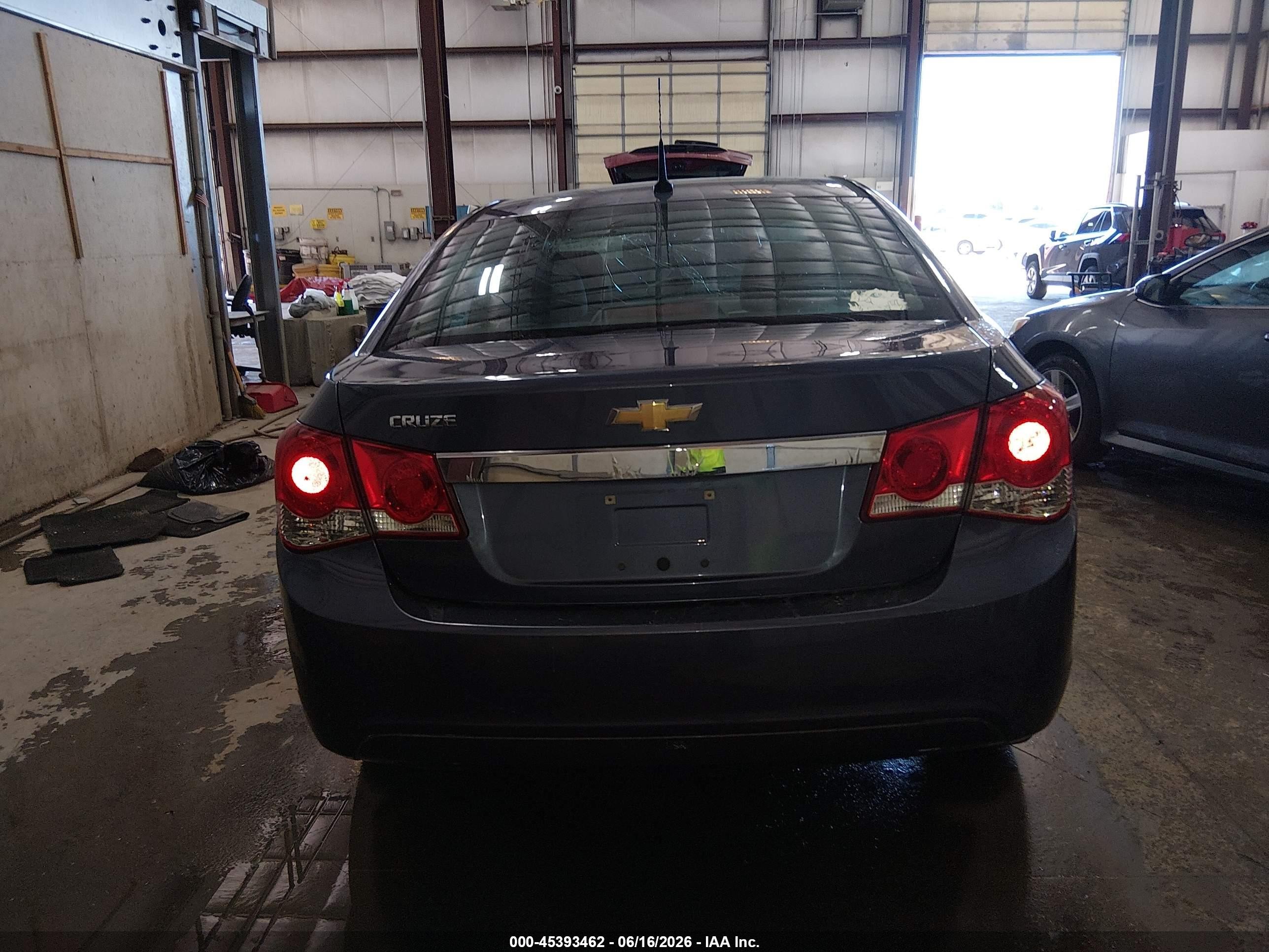 2014 Chevrolet Cruze Ls Auto Gray vin: 1G1PA5SH5E7248151