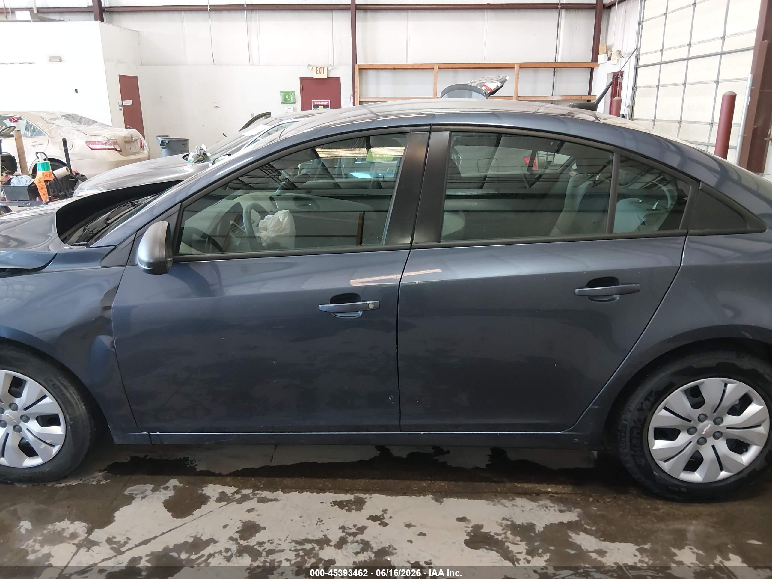2014 Chevrolet Cruze Ls Auto Gray vin: 1G1PA5SH5E7248151