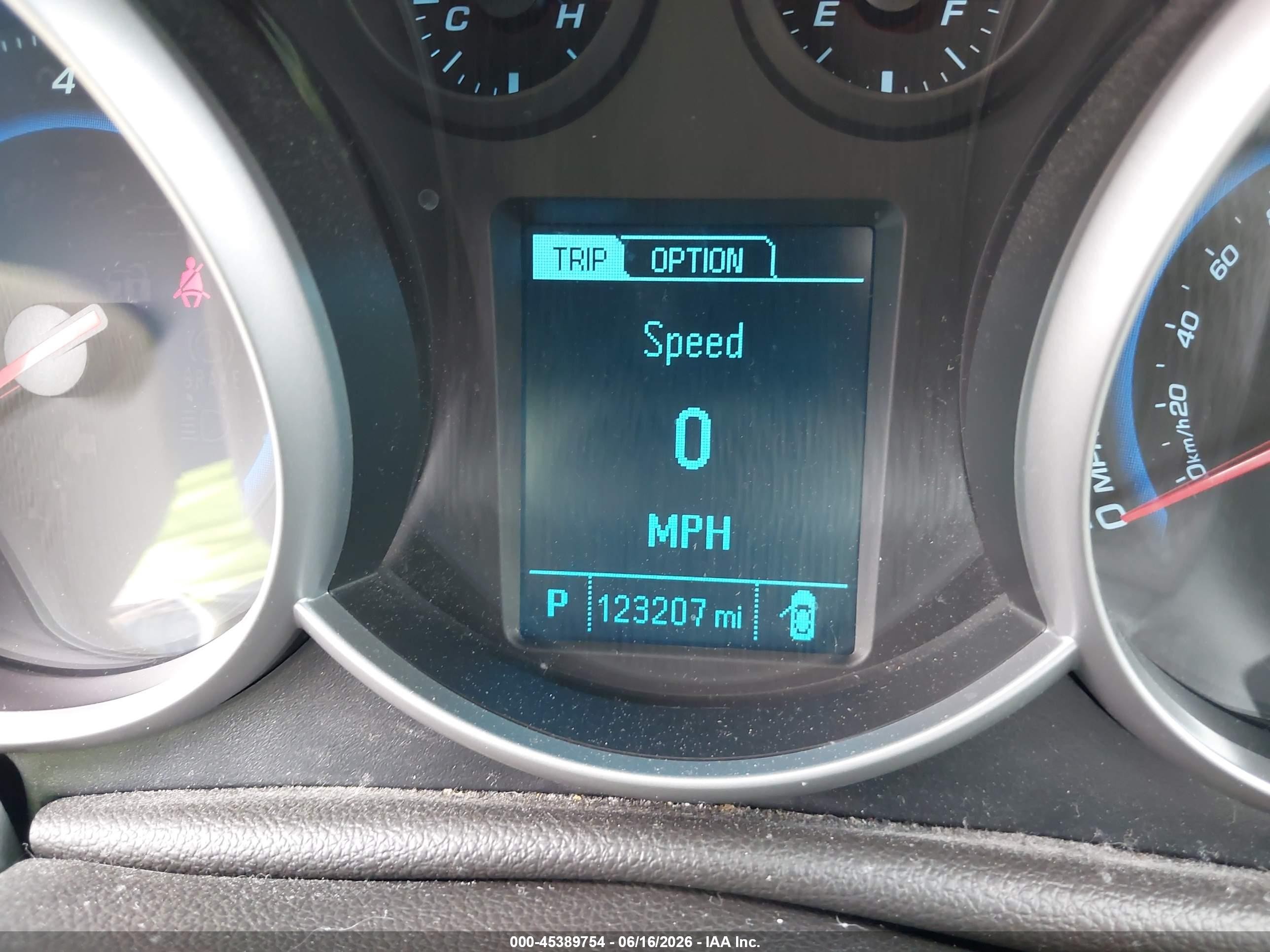 2014 Chevrolet Cruze Ls Auto Silver vin: 1G1PA5SH5E7318571