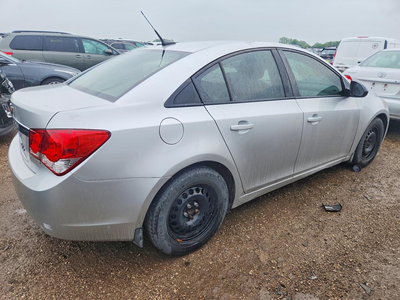 2014 Chevrolet Cruze Ls Silver vin: 1G1PA5SH5E7325584