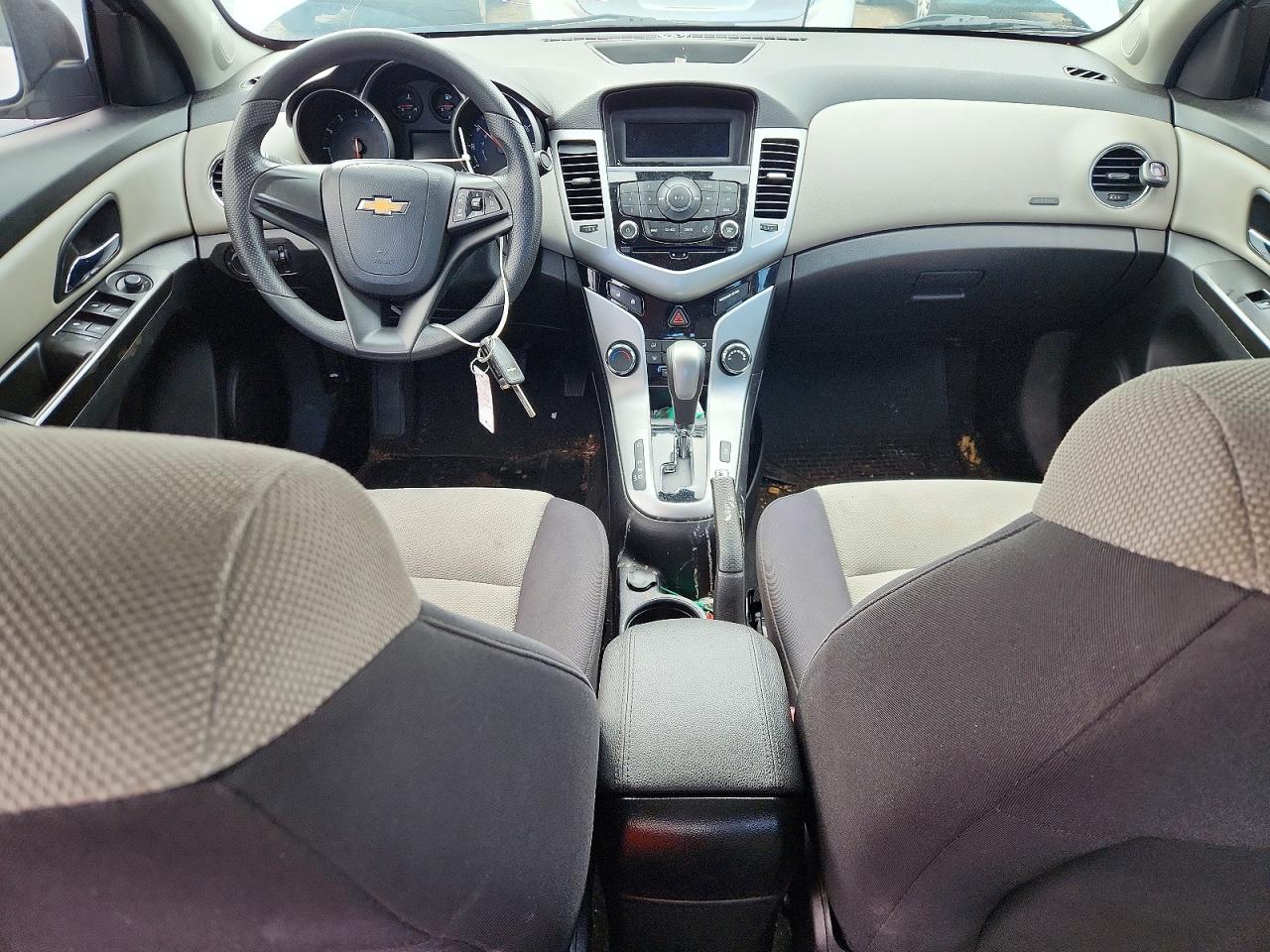 2014 Chevrolet Cruze Ls Silver vin: 1G1PA5SH5E7325584