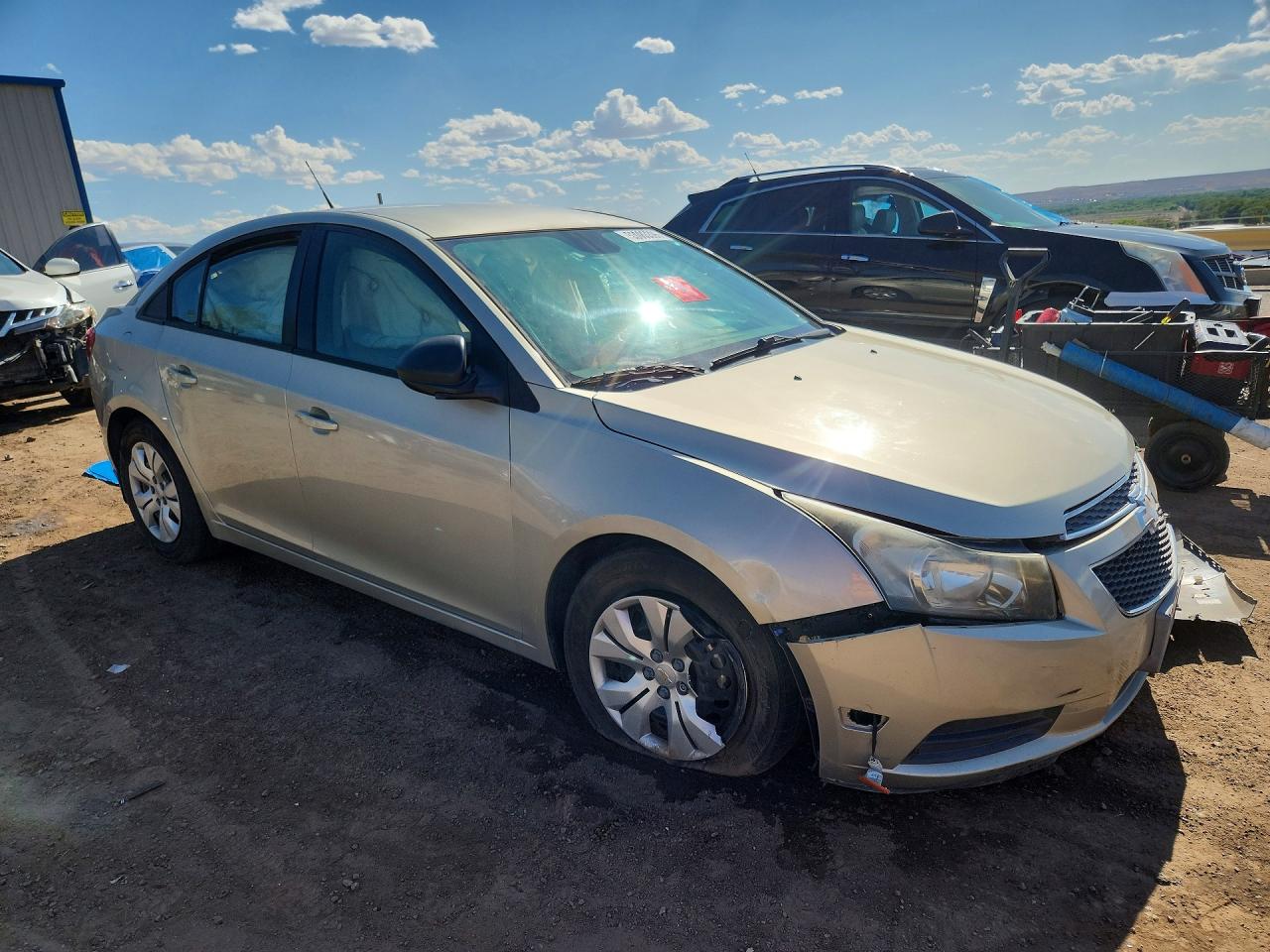 2014 Chevrolet Cruze Ls Beige vin: 1G1PA5SH5E7351764