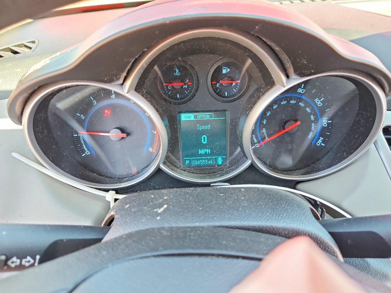 2014 Chevrolet Cruze Ls Red vin: 1G1PA5SH5E7433932
