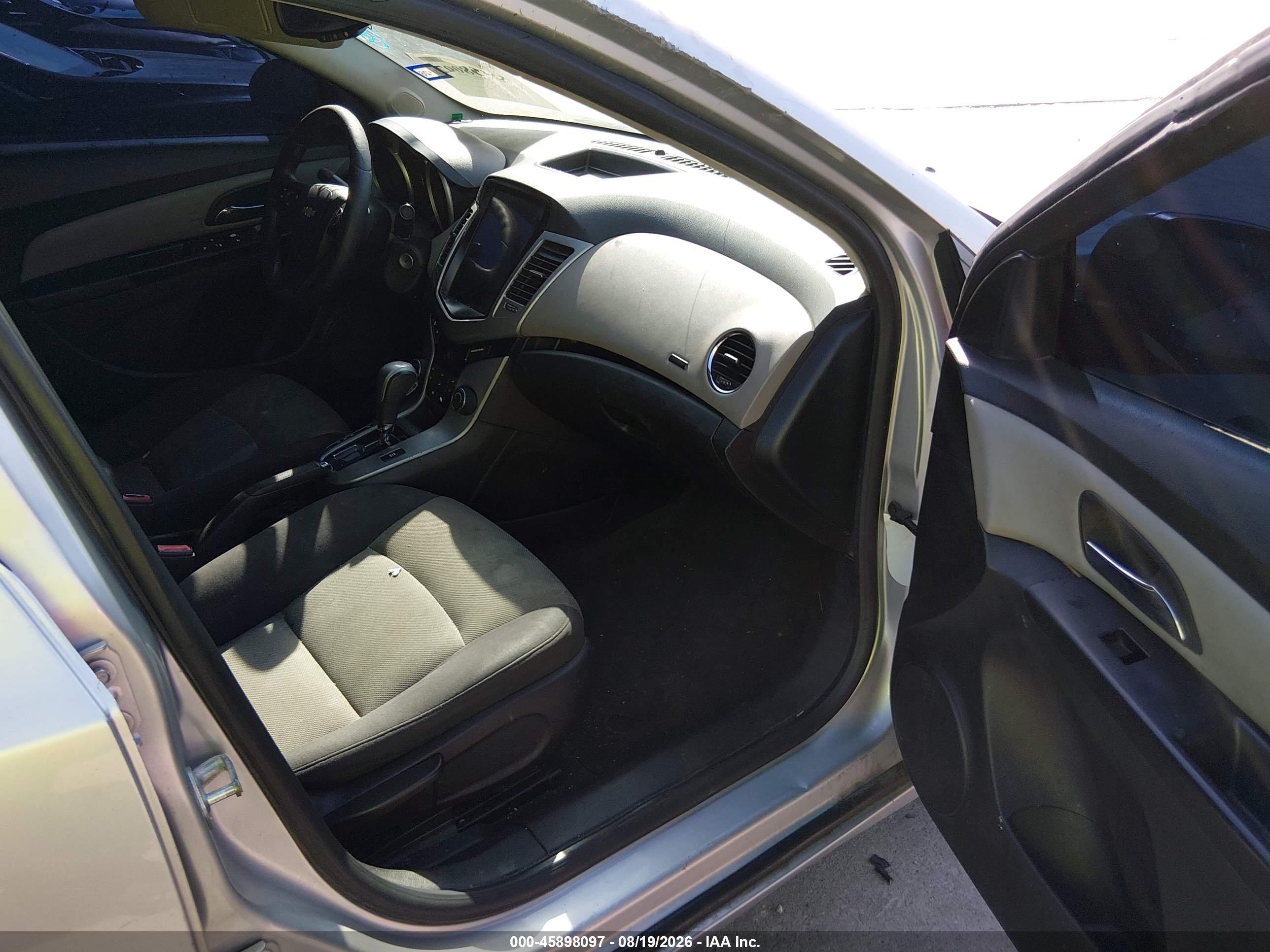 2013 Chevrolet Cruze Ls Auto Silver vin: 1G1PA5SH6D7126719