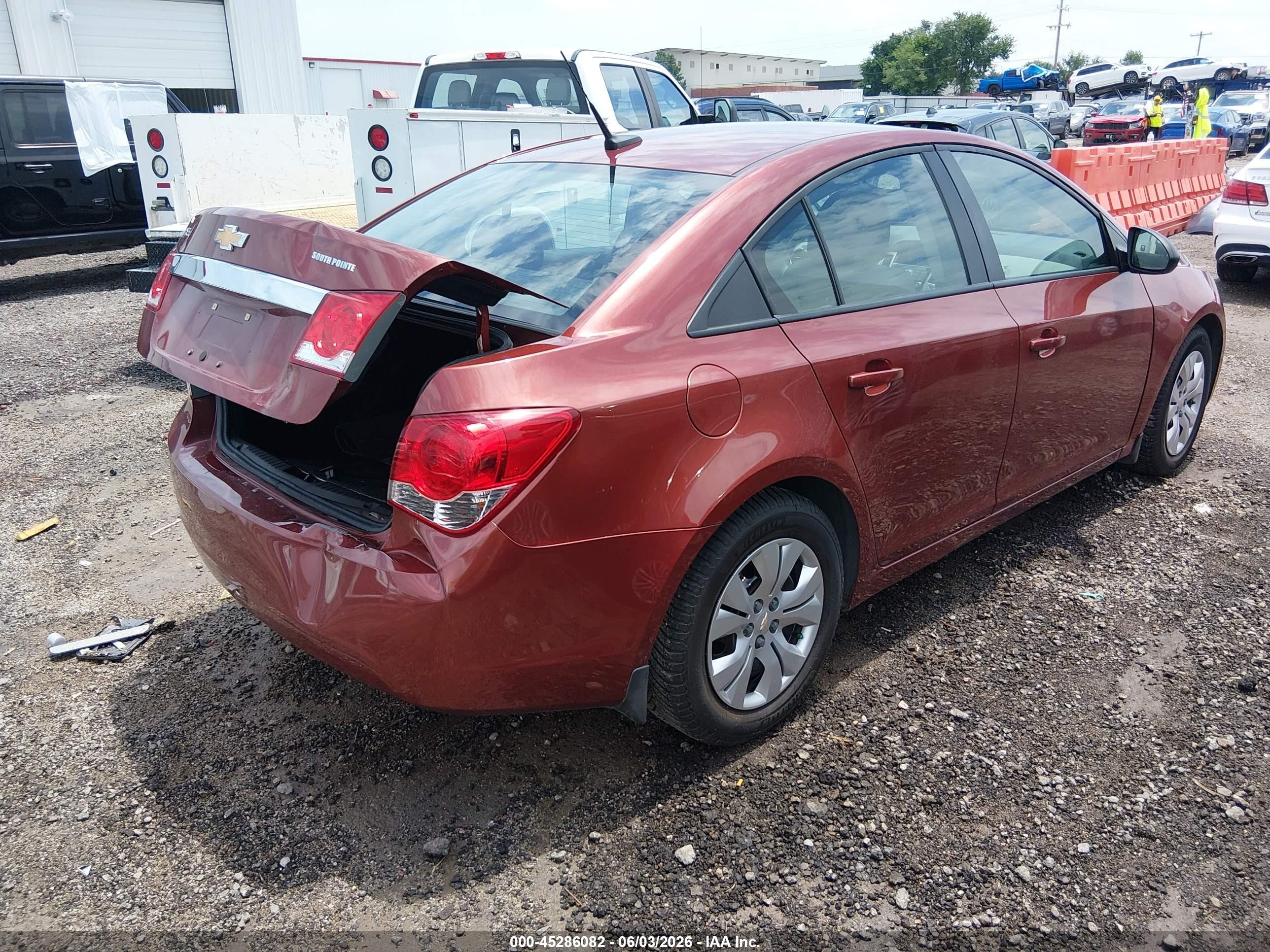 2013 Chevrolet Cruze Ls Auto Red vin: 1G1PA5SH6D7169862