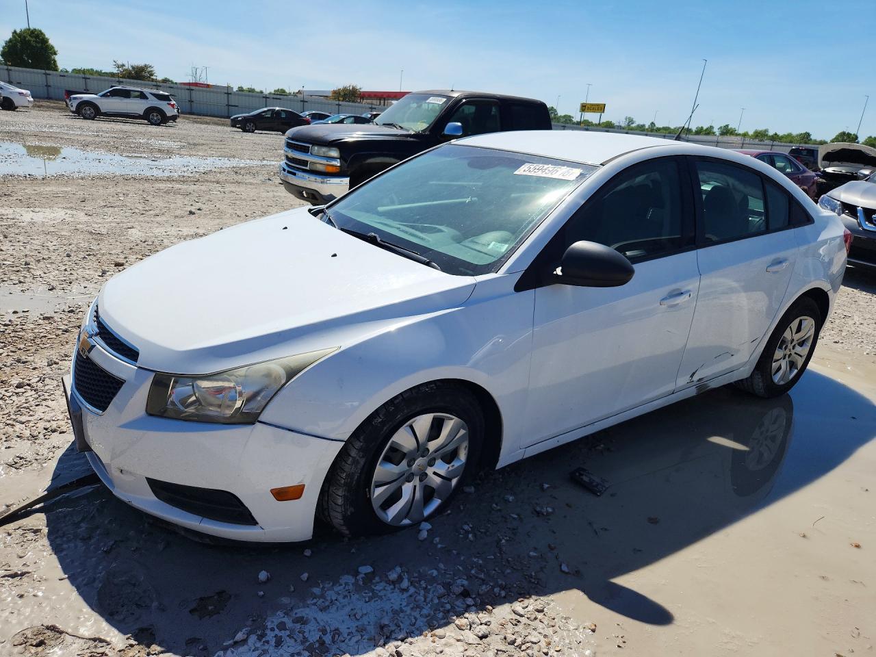 2013 Chevrolet Cruze Ls White vin: 1G1PA5SH6D7209020